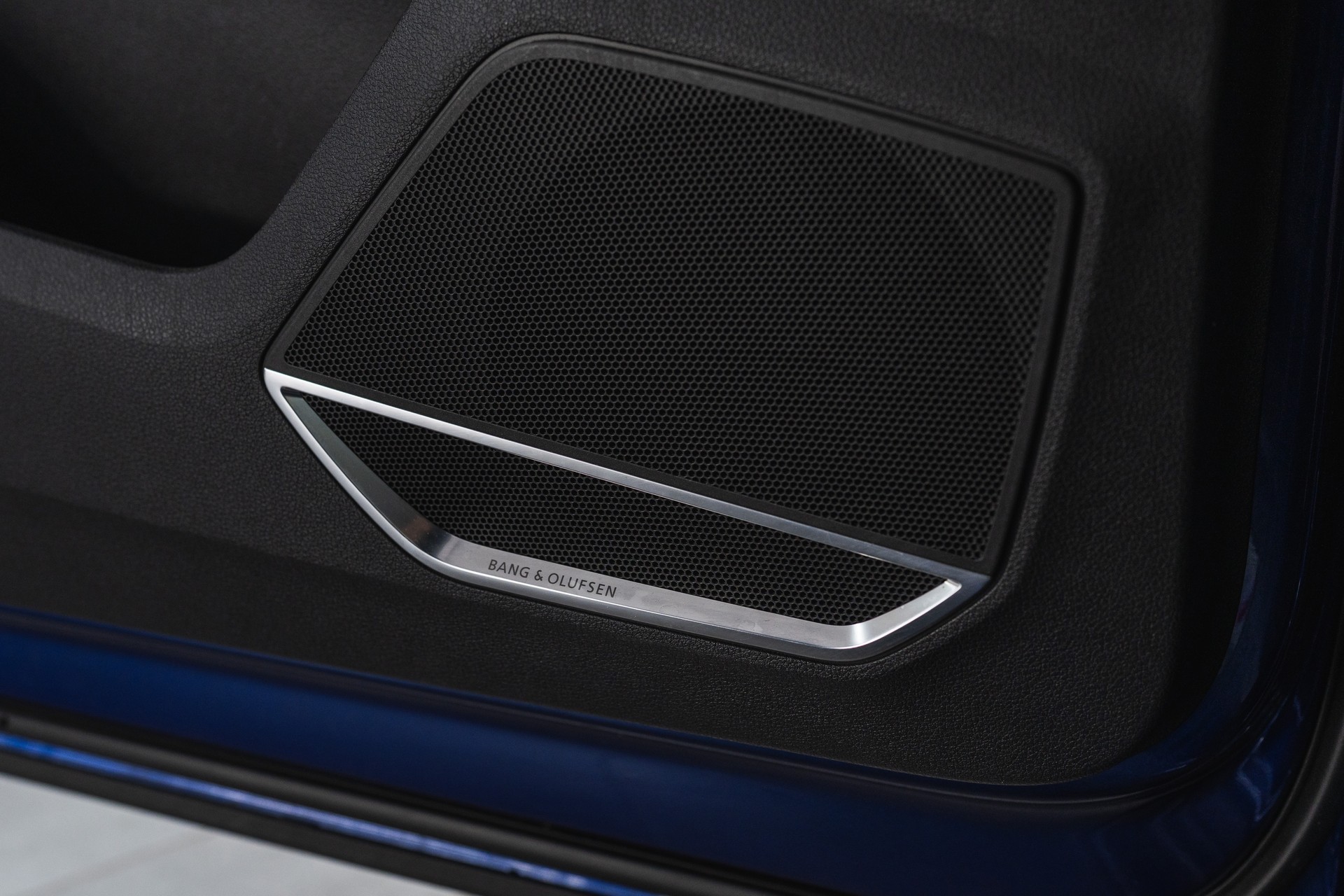 AUDI RS Q3 Sportback ABT quattro S tronic-image-16