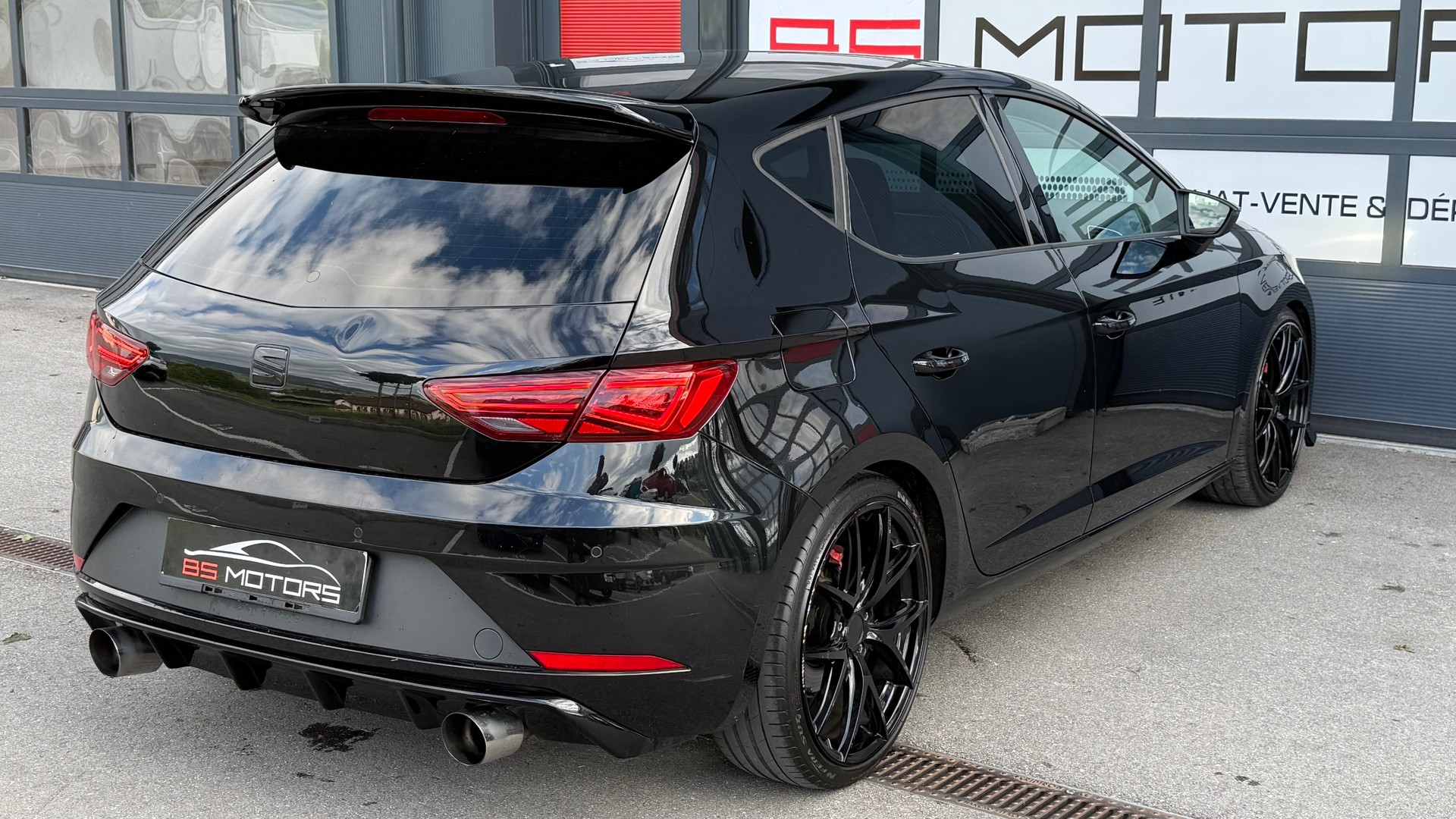 SEAT Leon 1.4 TSI ACT FR Line DSG-image-4