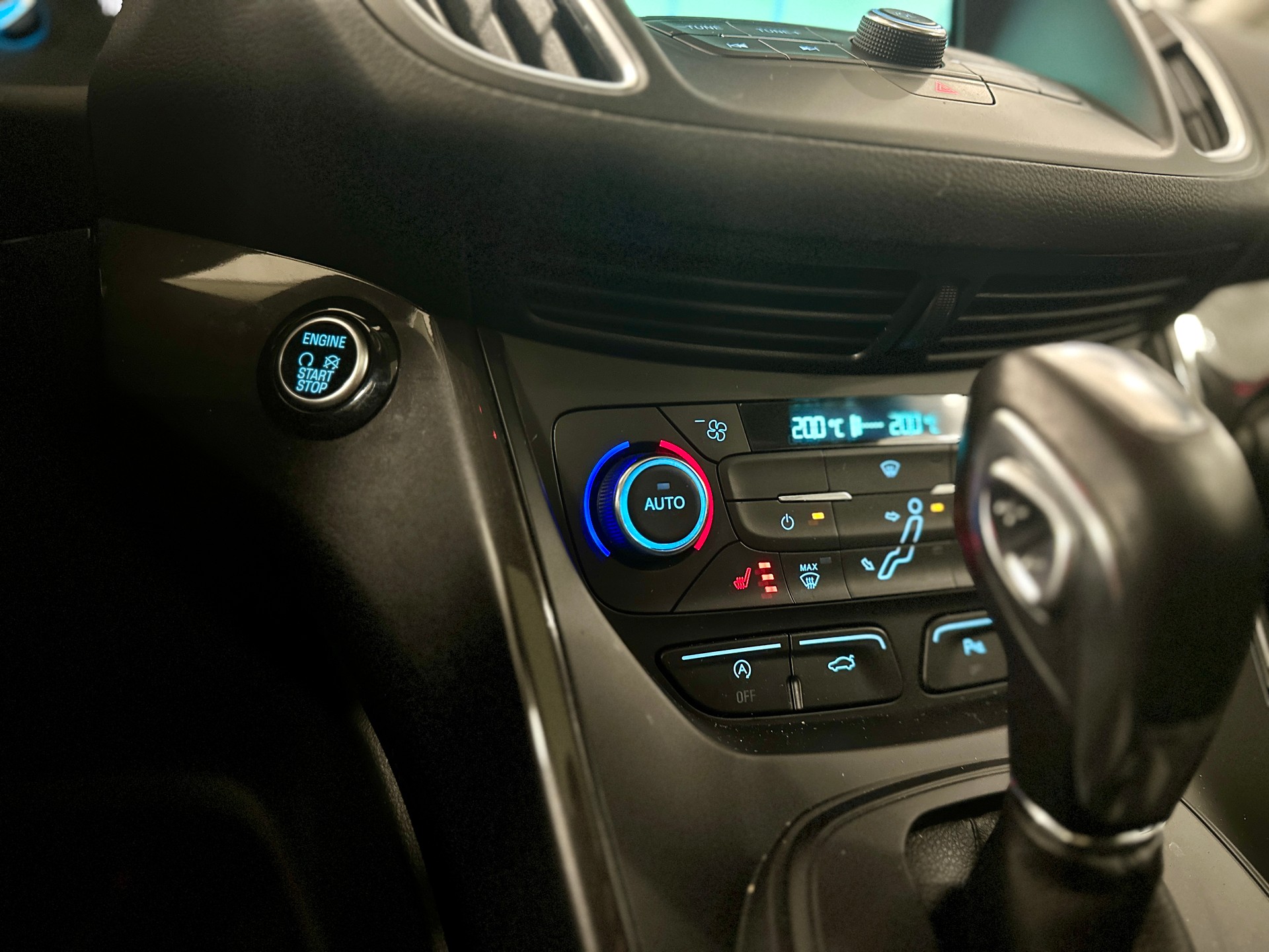 FORD GrC-Max 1.5 SCTi Titanium Automat **7-PLÄTZER**-image-19