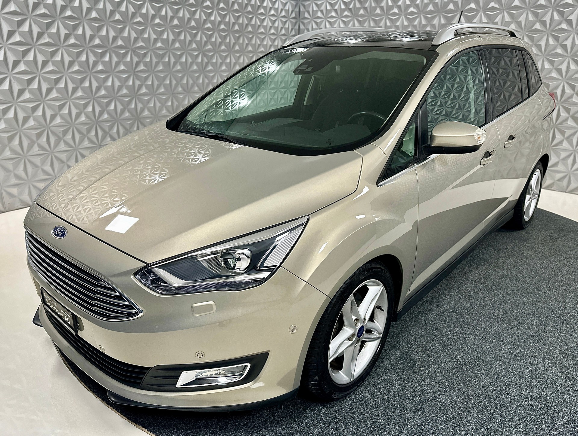 FORD GrC-Max 1.5 SCTi Titanium Automat **7-PLÄTZER**-image-8