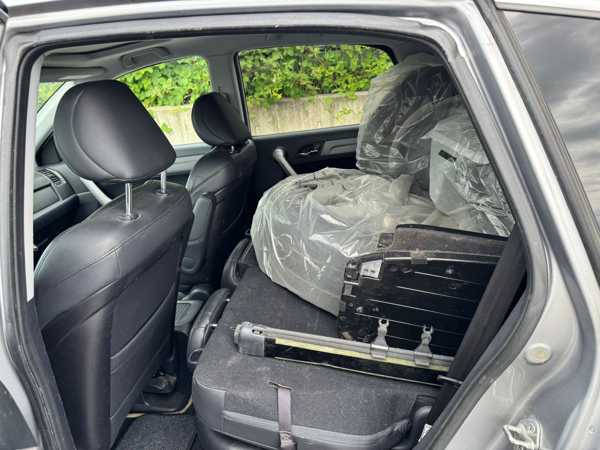 HONDA CR-V 2.0 4WD Elegance-image-8