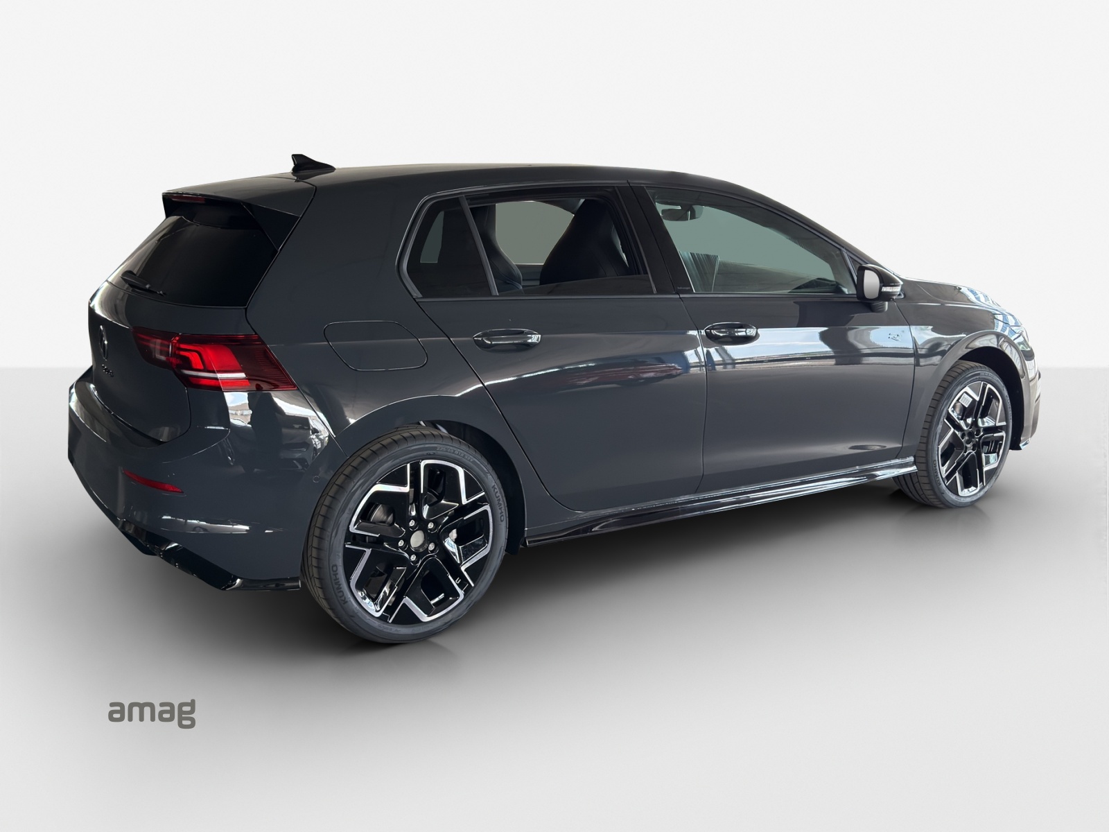 VW Golf 1.5 e TSI mHEV R-Line DSG-image-4