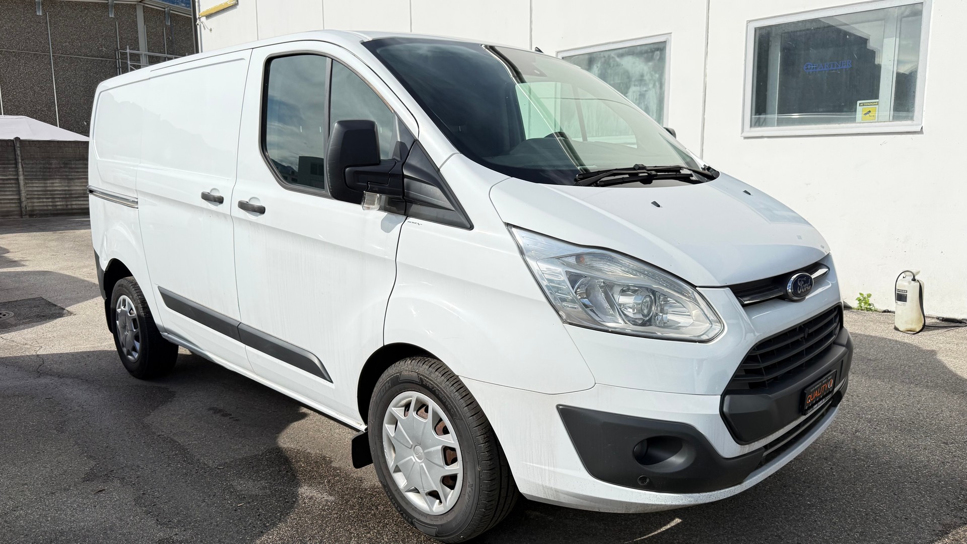 FORD V340 L1H1 Trend 2.0 Automat-image-1