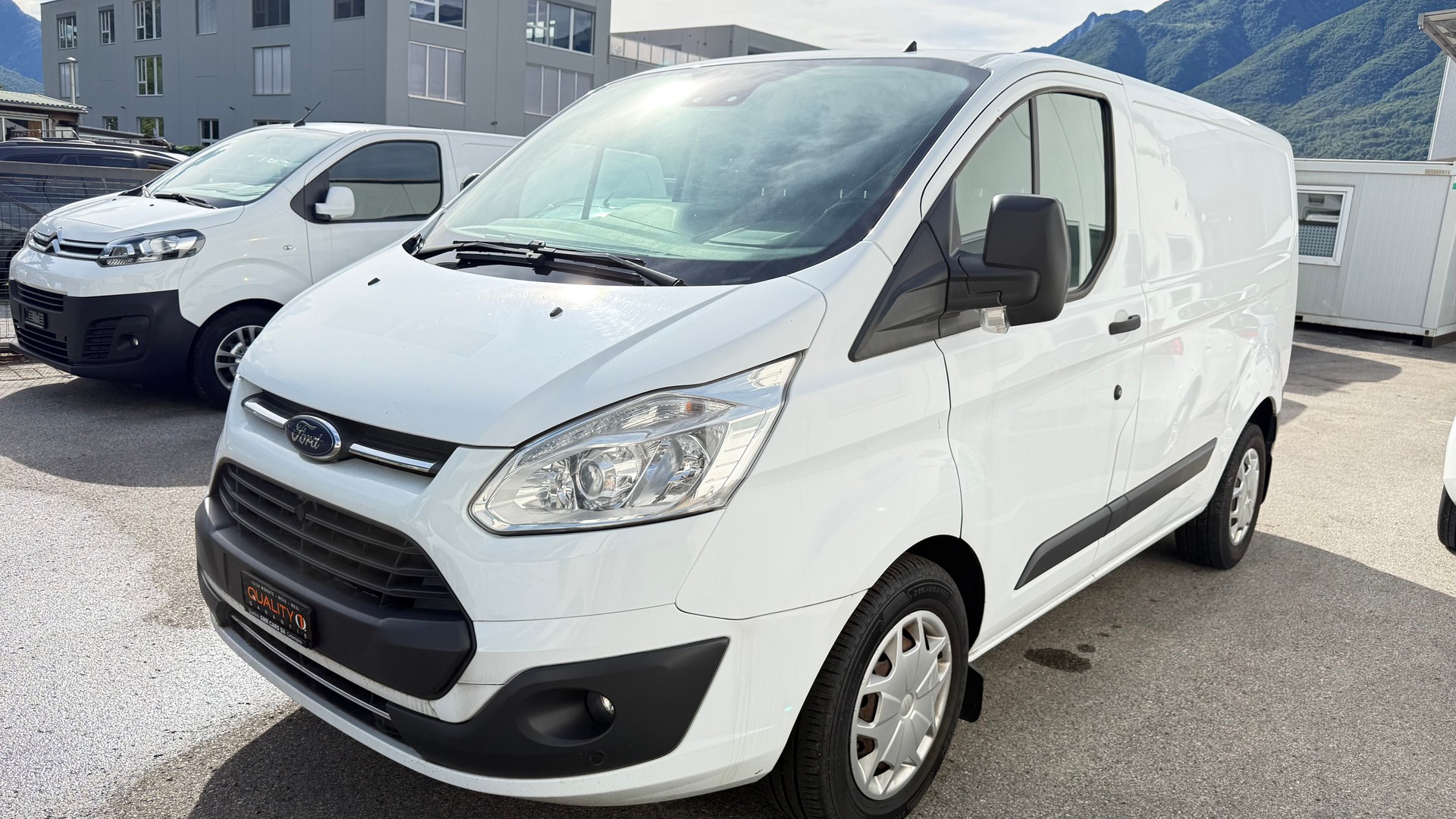 FORD V340 L1H1 Trend 2.0 Automat-image-0