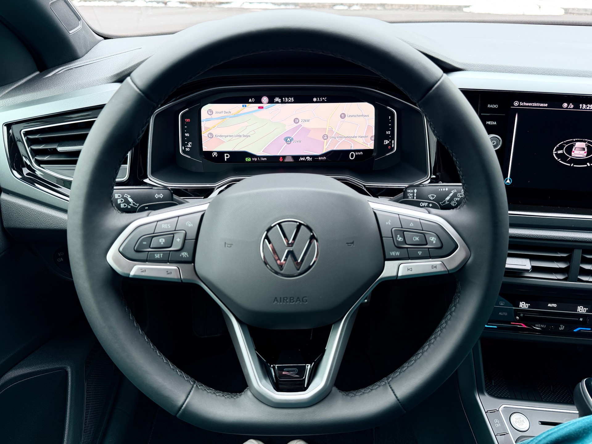 VW Polo 1.0 TSI R-Line DSG-image-17