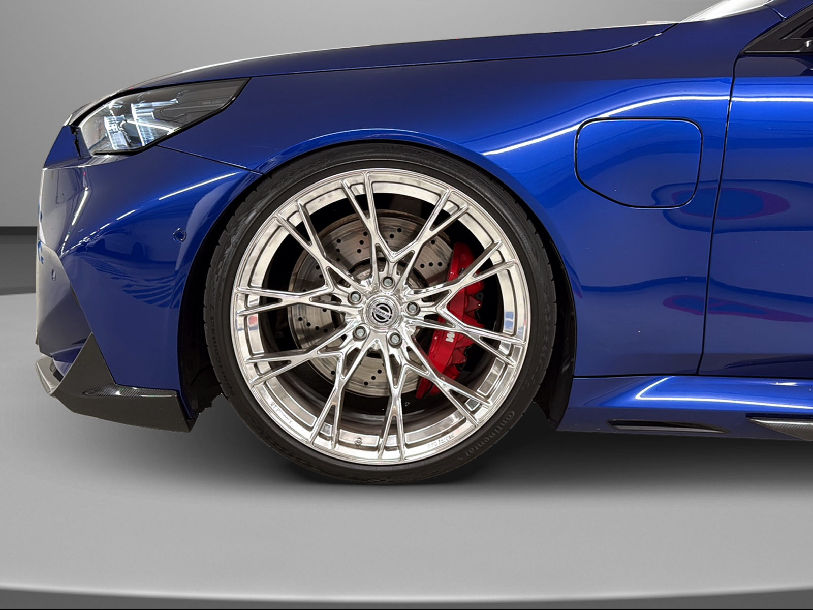 BMW M5 xDrive-image-2