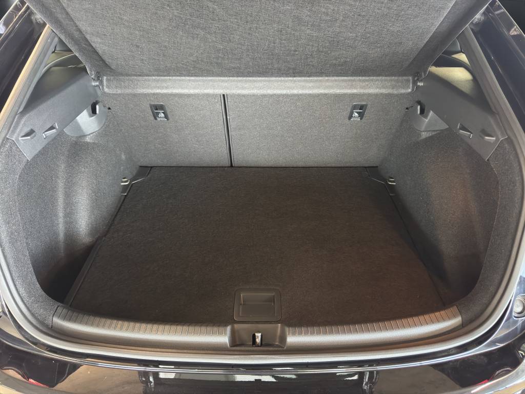 VW Taigo 1.0 TSI R-Line DSG-image-11