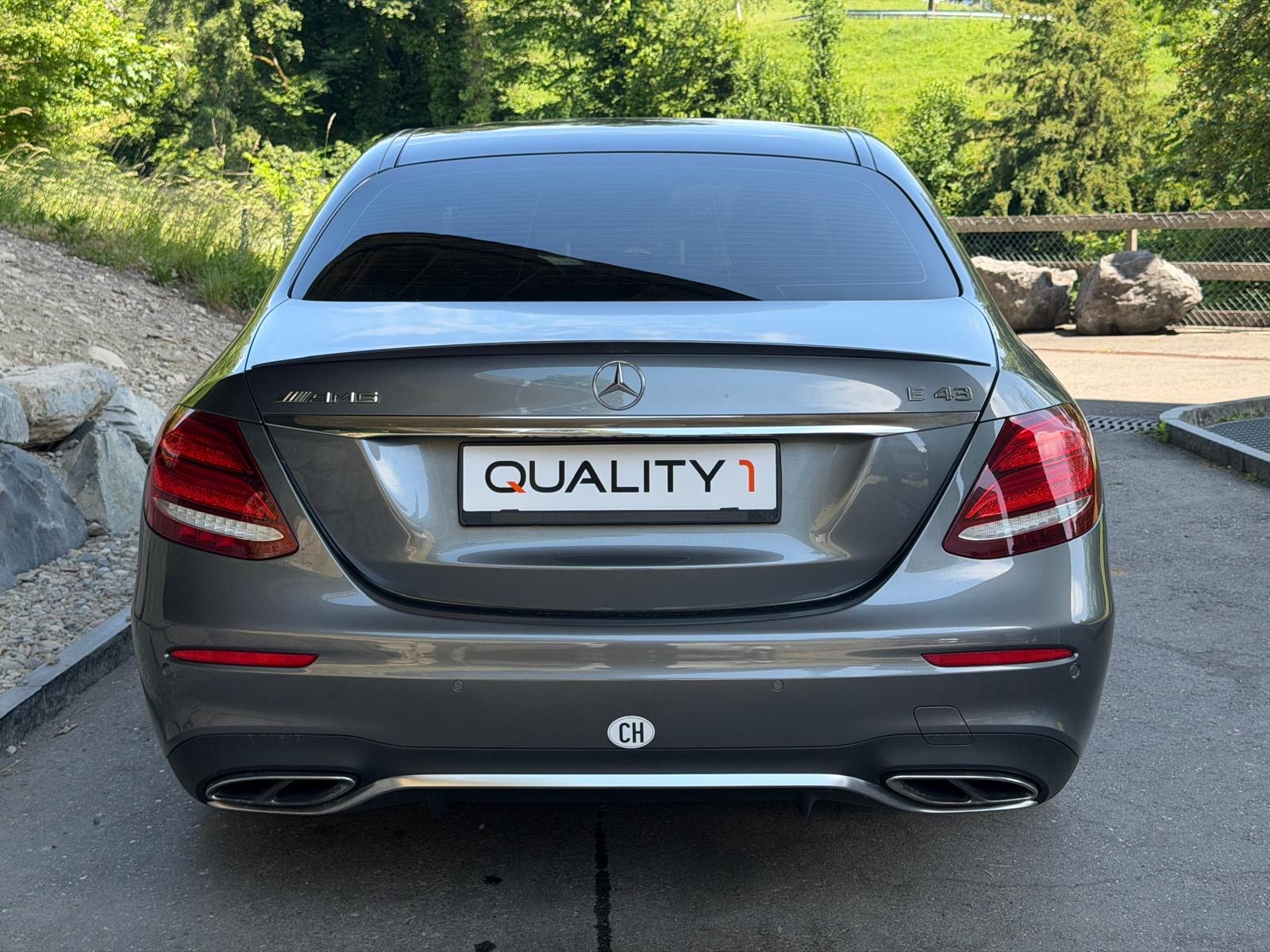 MERCEDES-BENZ E 43 AMG 4Matic 9G-Tronic-image-3