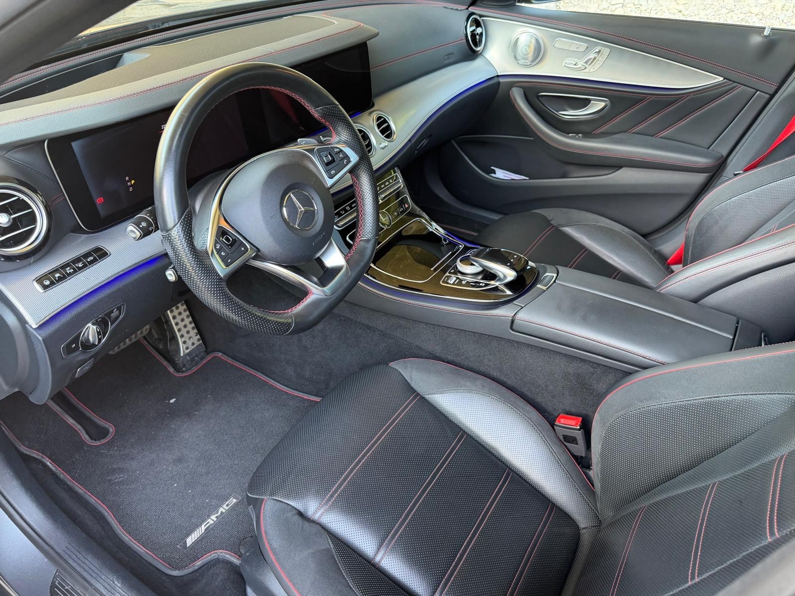 MERCEDES-BENZ E 43 AMG 4Matic 9G-Tronic-image-6