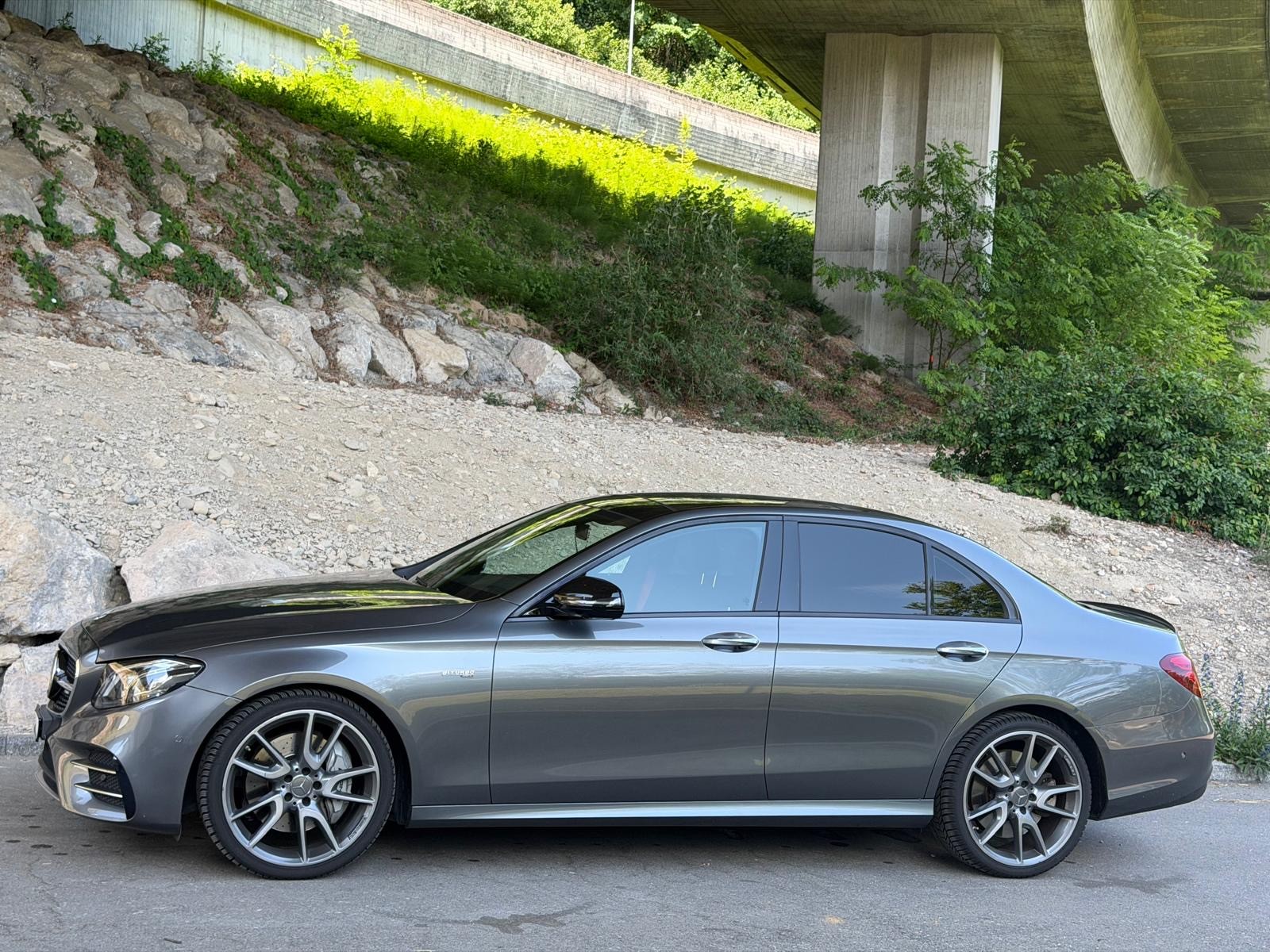 MERCEDES-BENZ E 43 AMG 4Matic 9G-Tronic-image-2