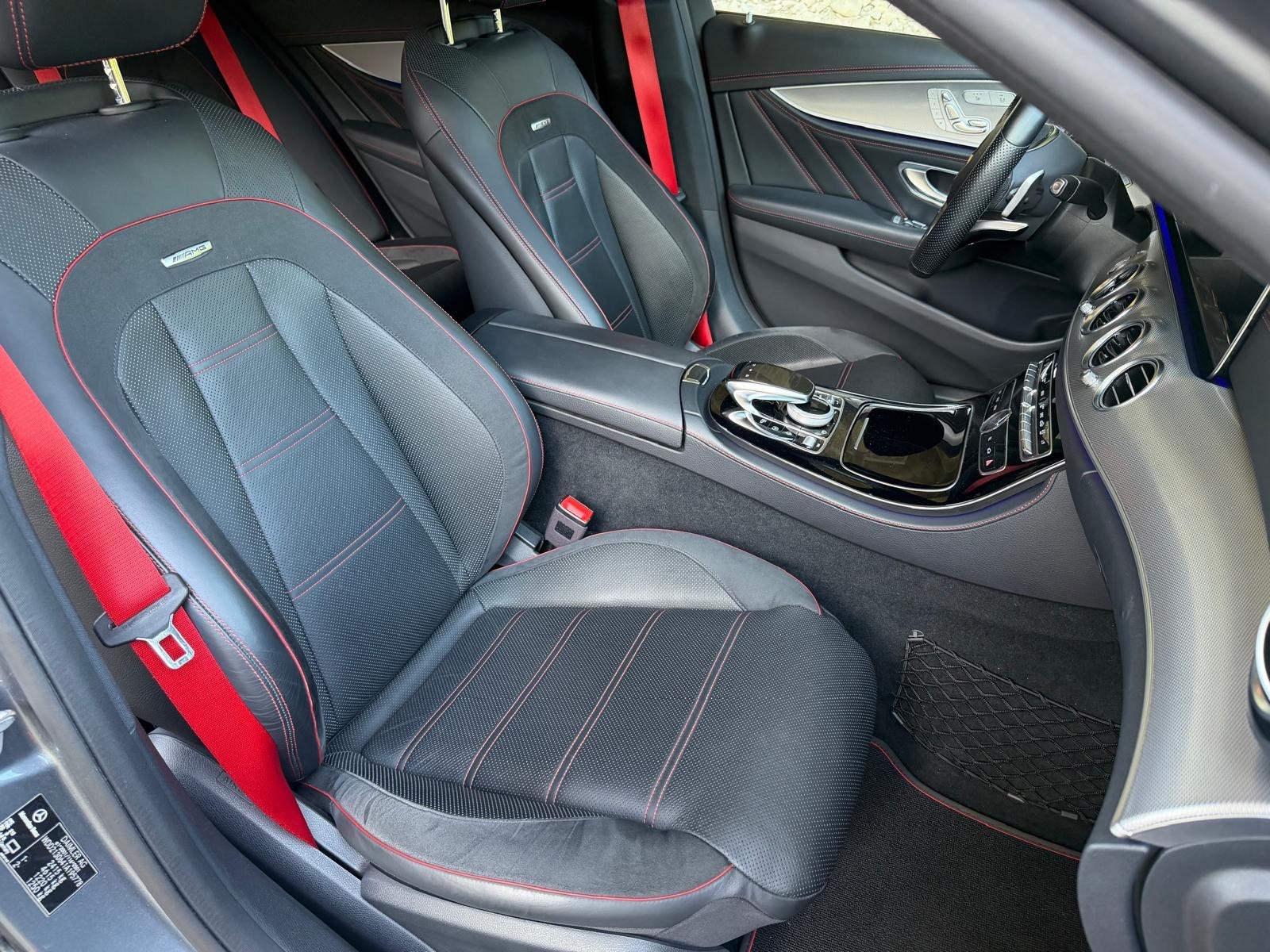 MERCEDES-BENZ E 43 AMG 4Matic 9G-Tronic-image-9