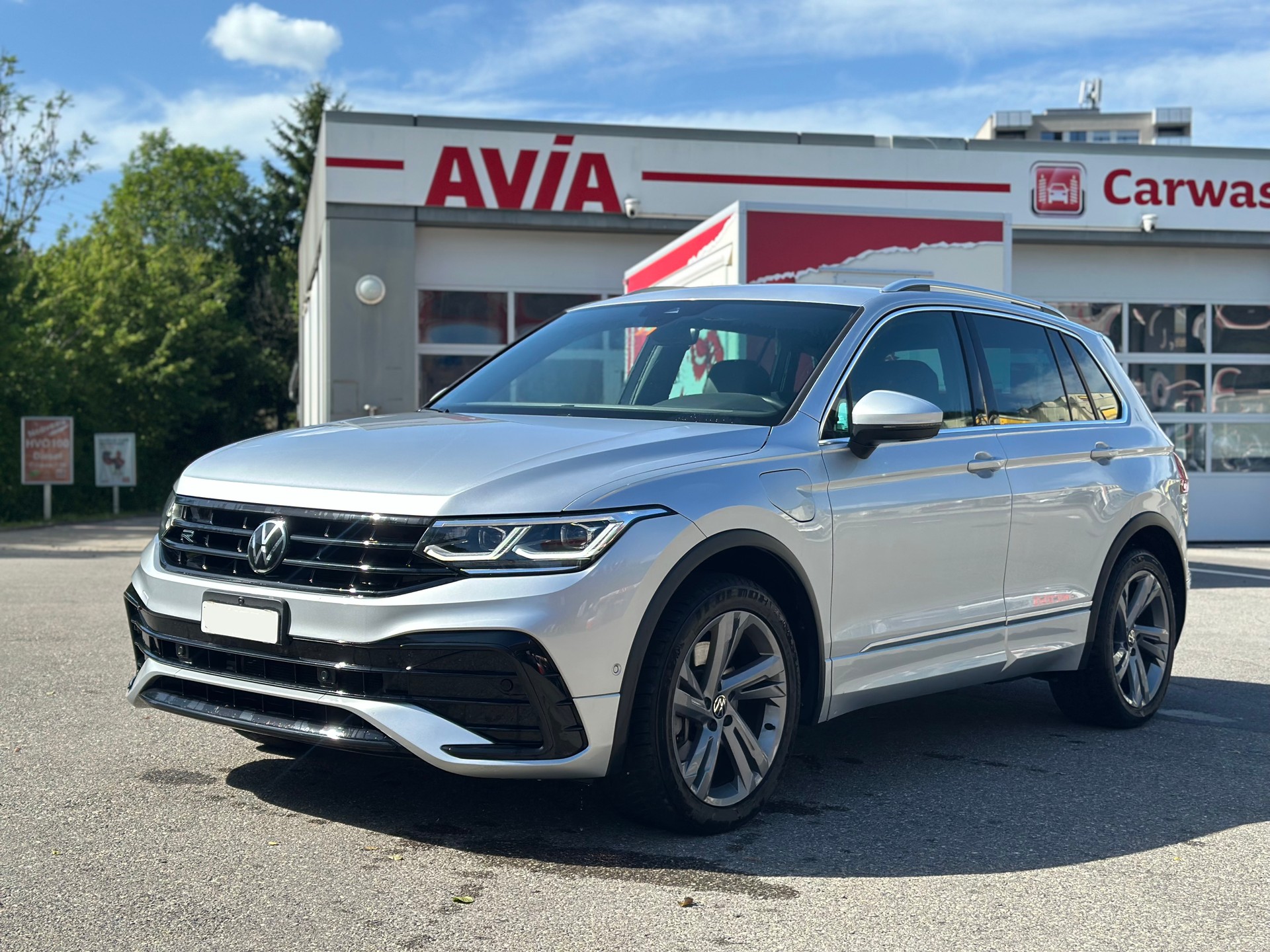 VW Tiguan 1.4TSI PHEV R-Line DSG-image-1