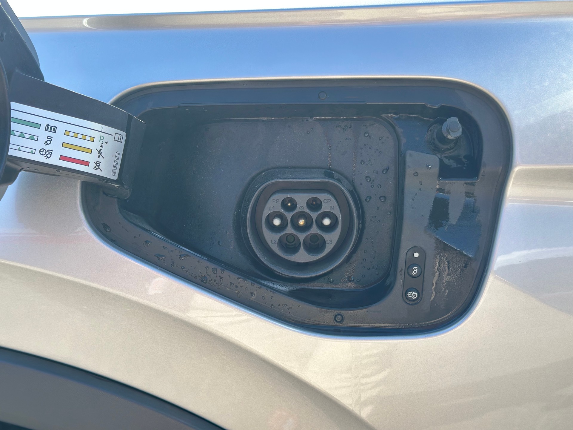 VW Tiguan 1.4TSI PHEV R-Line DSG-image-12