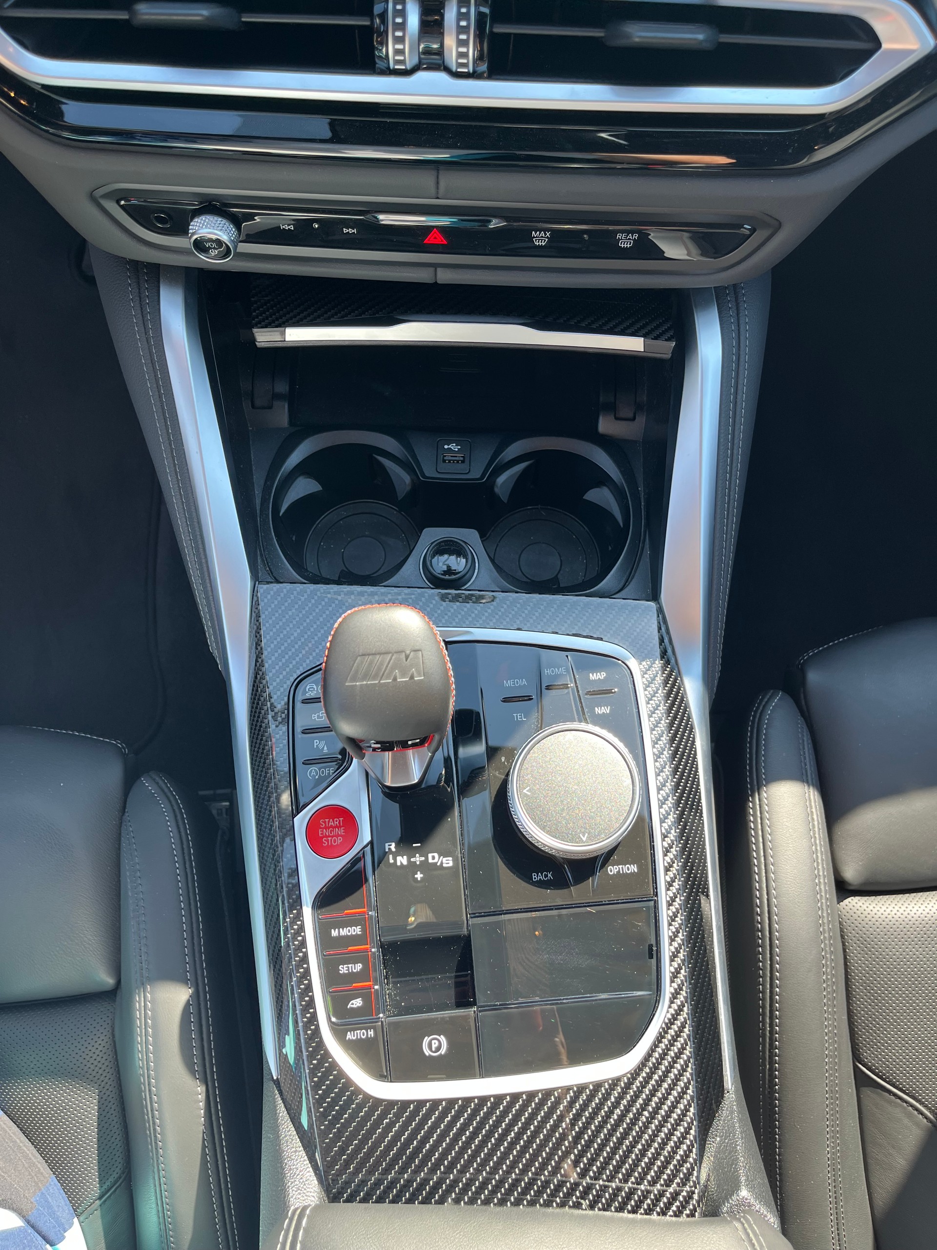 BMW M3 Competition xDrive Werksgarantie bis 11.2027 Gratis Service 10 Jahre oder 100000Km All Black-image-12