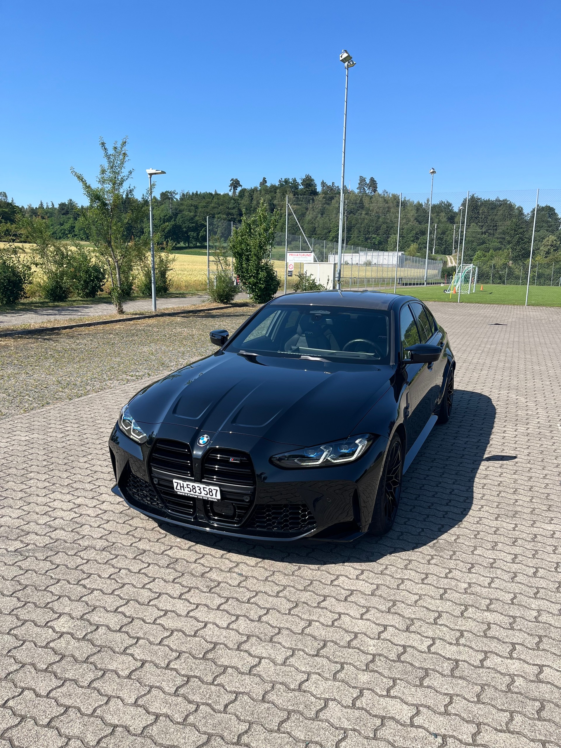BMW M3 Competition xDrive Werksgarantie bis 11.2027 Gratis Service 10 Jahre oder 100000Km All Black-image-1
