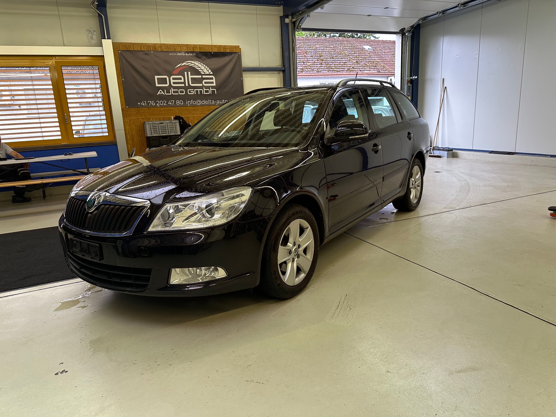 SKODA OCTAVIA-image-0