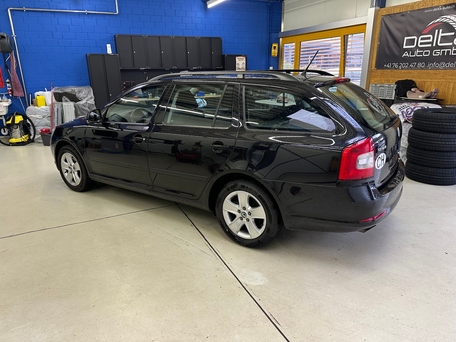 SKODA OCTAVIA-image-3