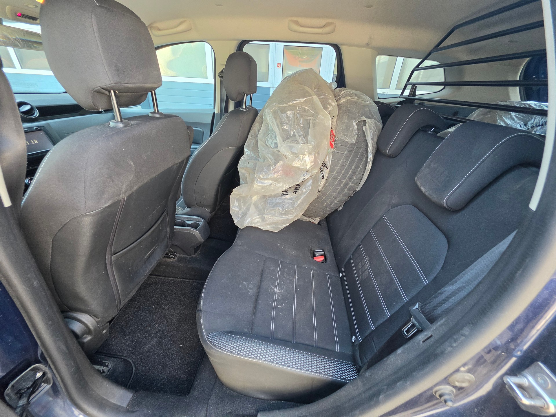 DACIA Duster dCi 110 Prestige 4x4-image-7
