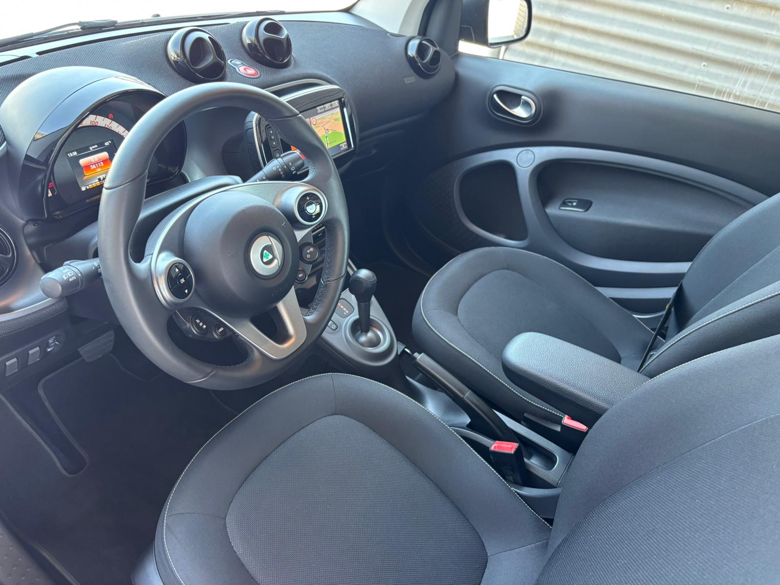 SMART Fortwo Coupé 0.9 Passion twinamic-image-7