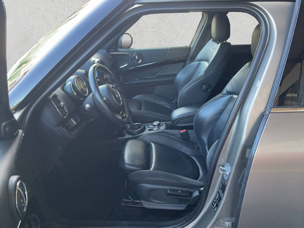 MINI Countryman F60 2.0i Cooper S SAG ALL4-image-8