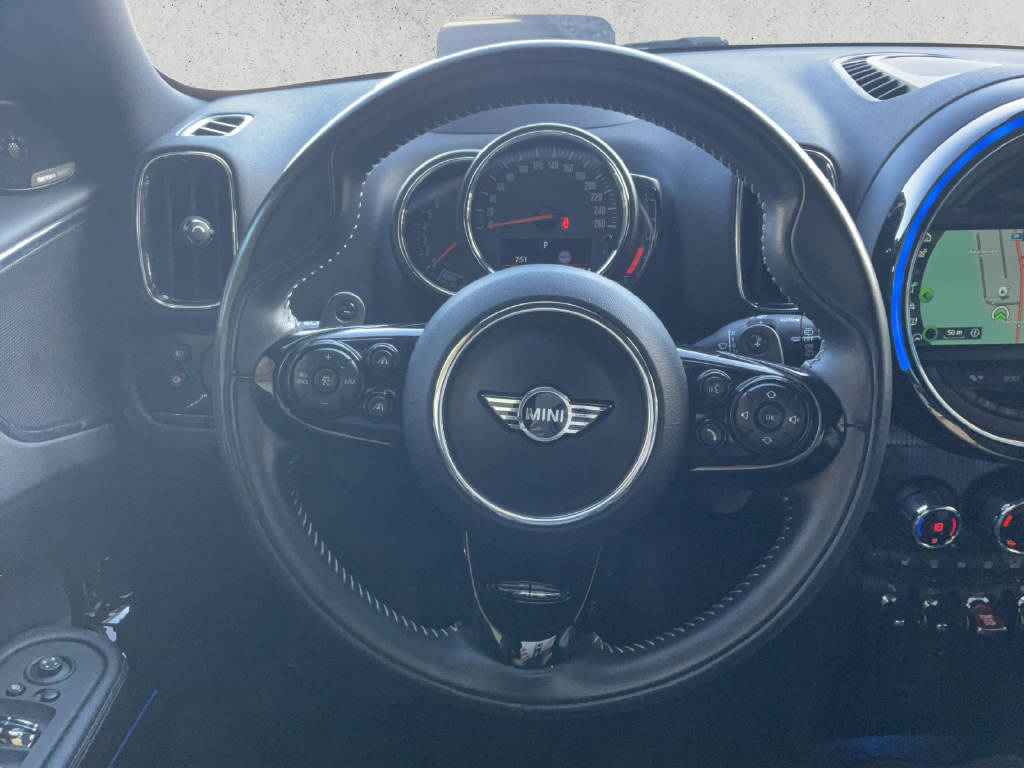 MINI Countryman F60 2.0i Cooper S SAG ALL4-image-9