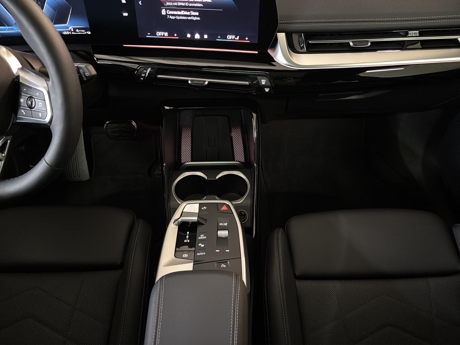 BMW X1 30e xDrive paddles-image-12