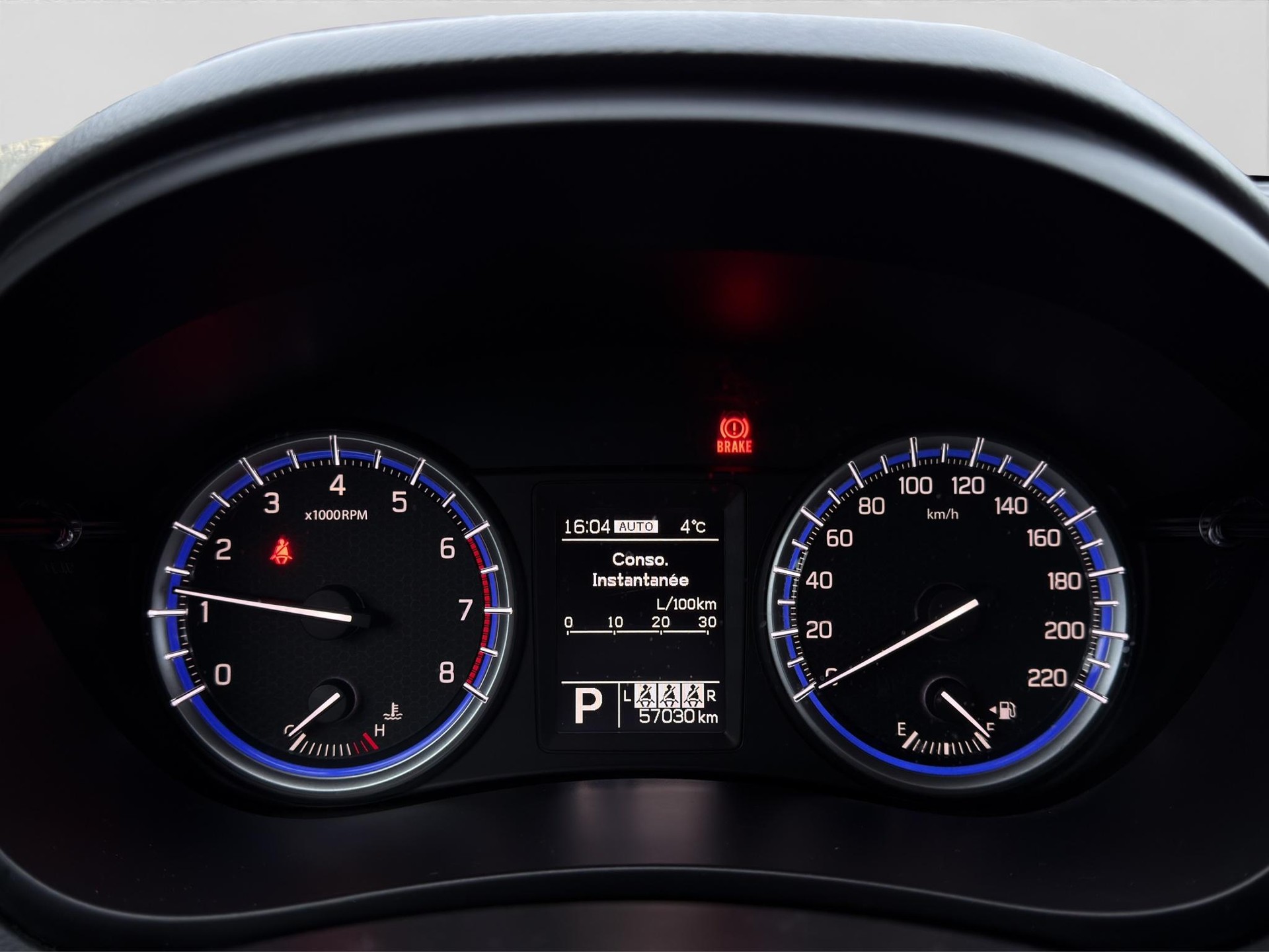 SUZUKI SX4 S-Cross 1.4 T Compact+ Hybrid 4x4-image-3