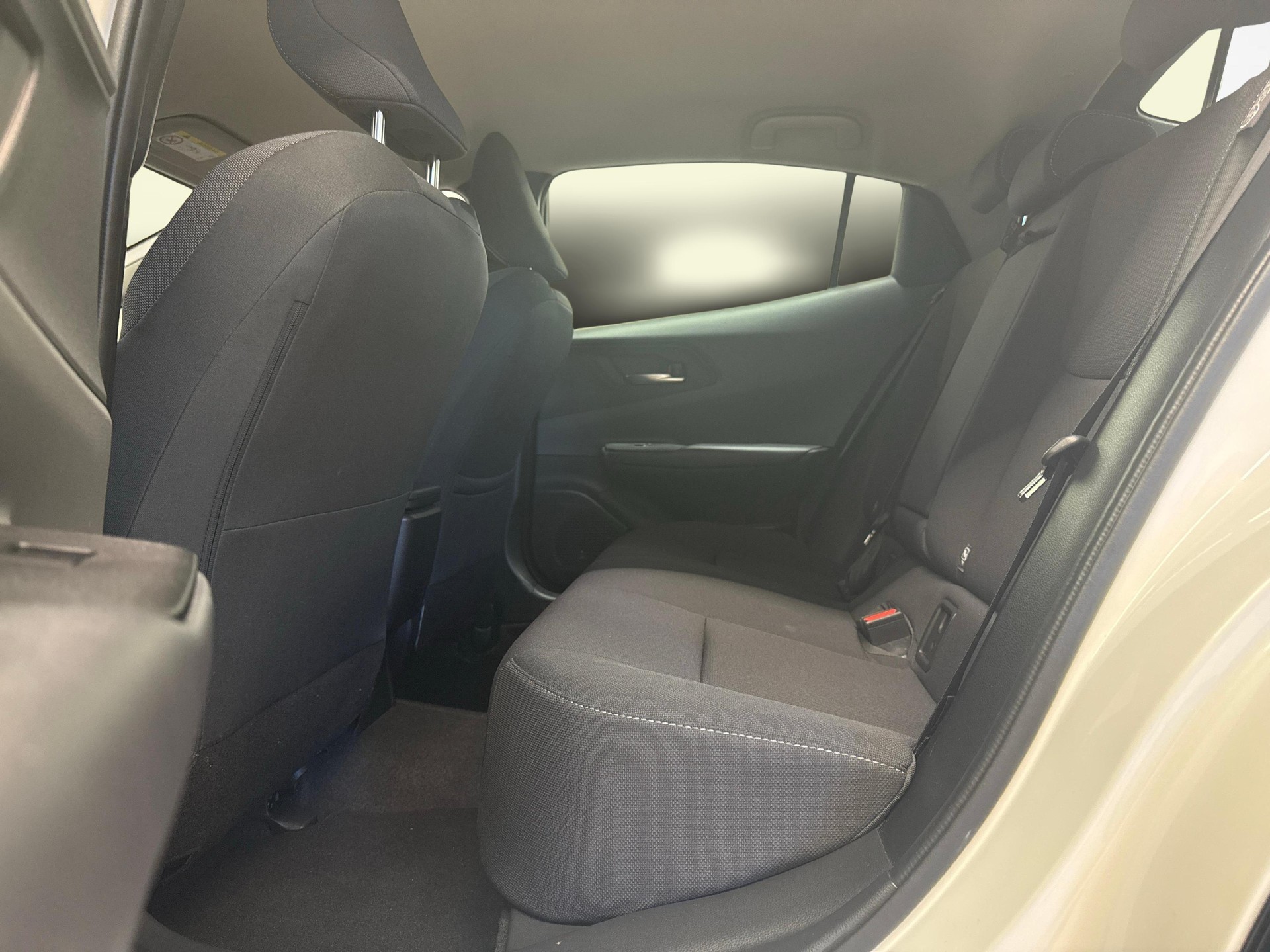 TOYOTA Prius 2.0 Plug-In-Hybrid Style - Ruote invernali & Servizi inclusi-image-11