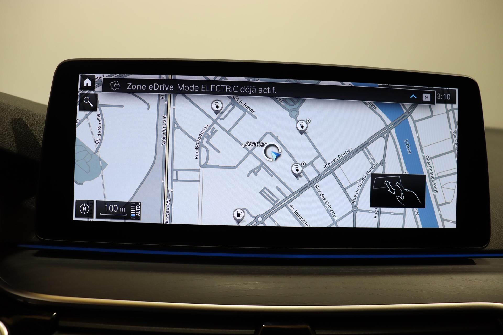 BMW 545e xDrive SAG-image-13