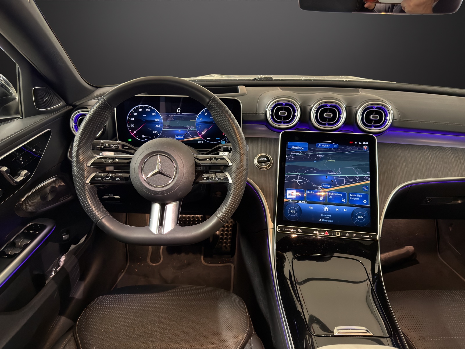 MERCEDES-BENZ C 300 T 4 Matic-image-10