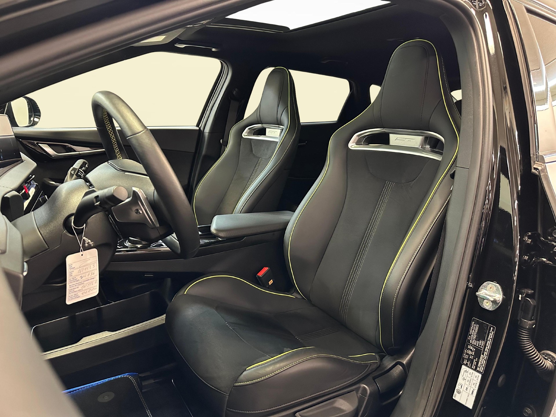 KIA EV6 77 kWh GT 4x4-image-4