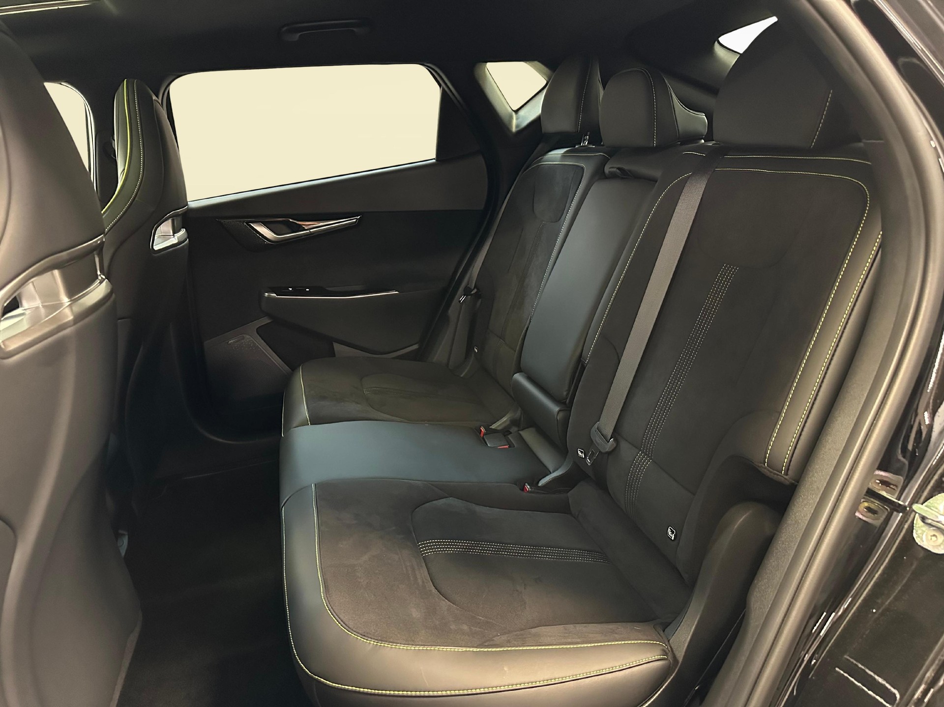 KIA EV6 77 kWh GT 4x4-image-9