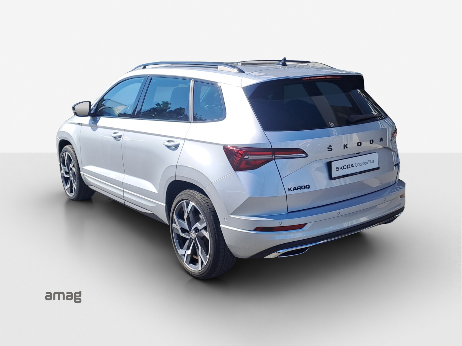 SKODA Karoq 2.0 TSI SportLine 4x4 DSG-image-2