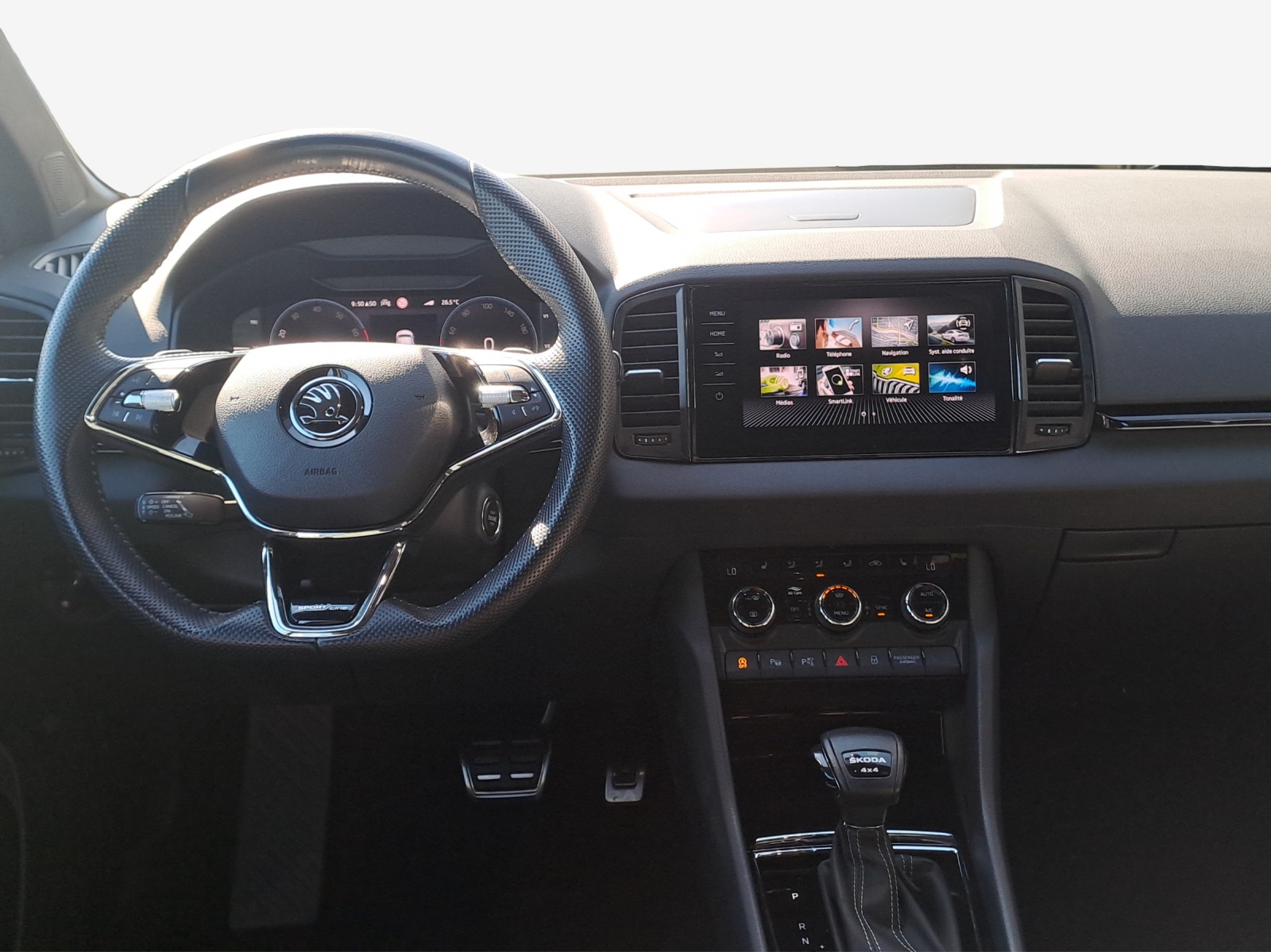 SKODA Karoq 2.0 TSI SportLine 4x4 DSG-image-8