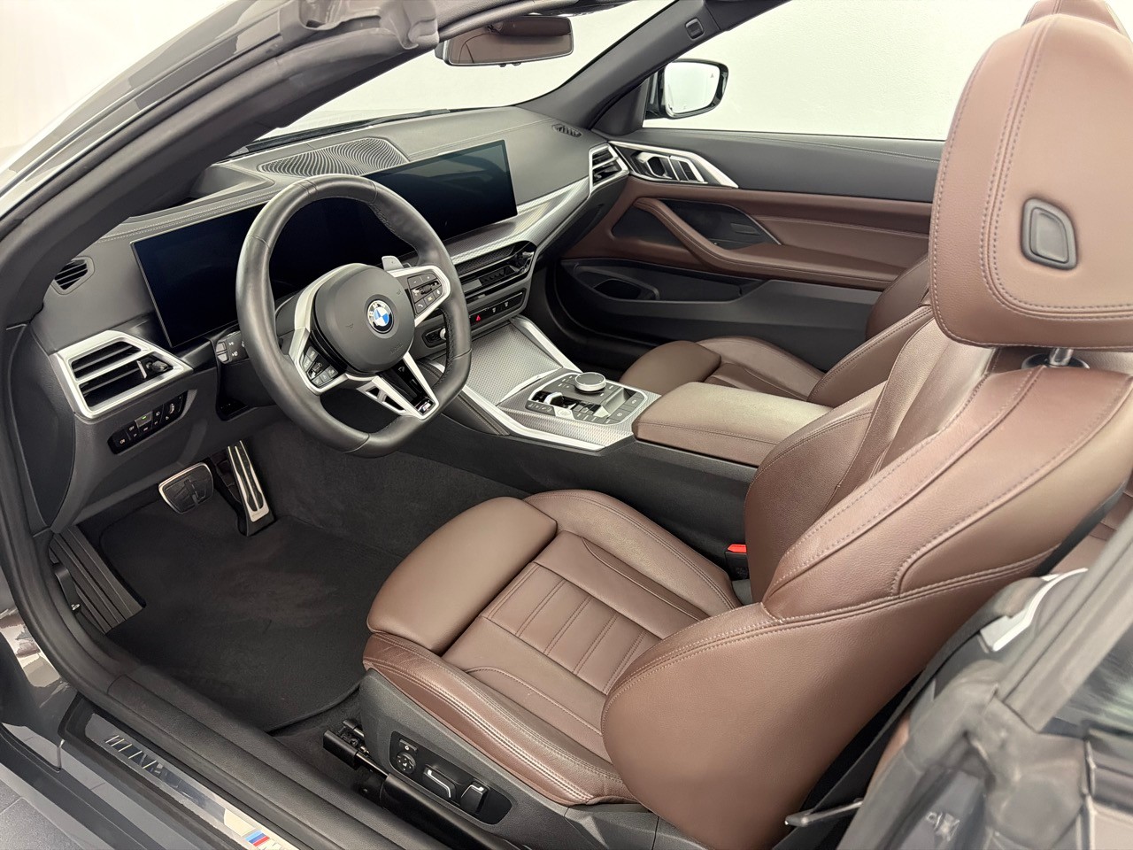 BMW 420i Cabrio M Sport-image-4