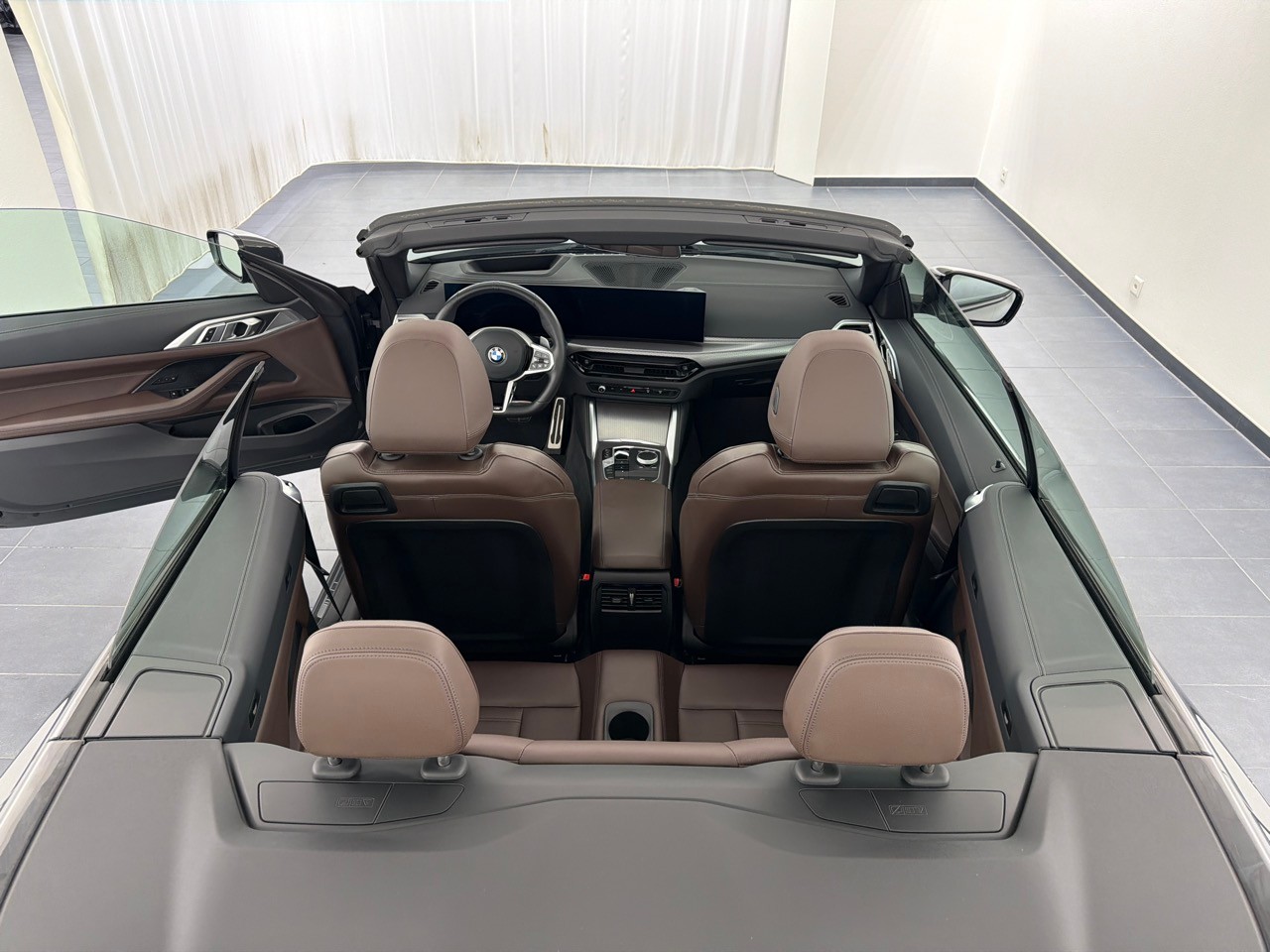 BMW 420i Cabrio M Sport-image-7