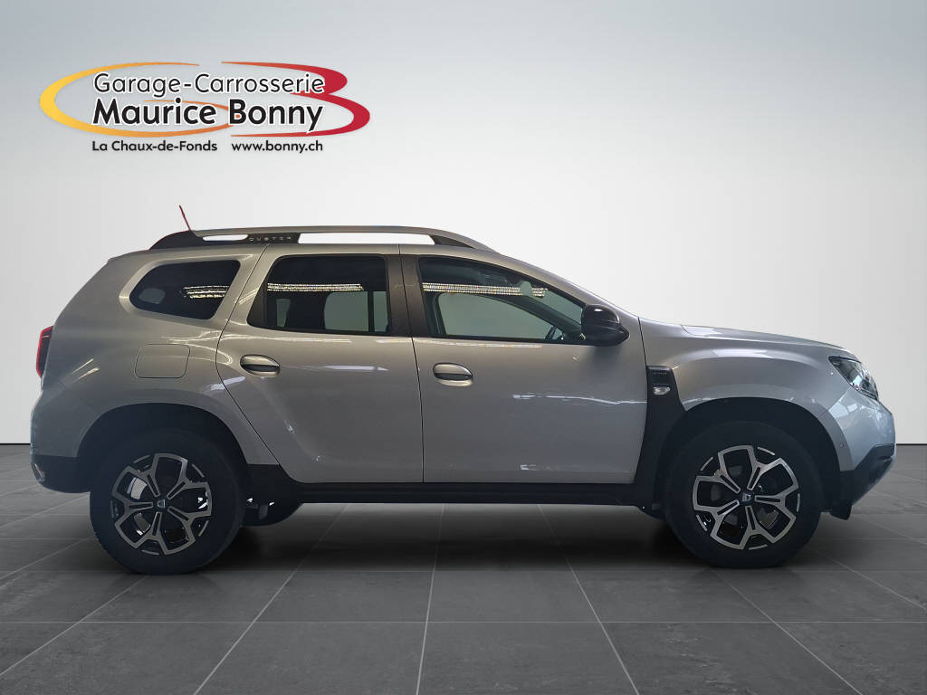 DACIA Duster 1.3 TCe 150 Celebration 4WD-image-3