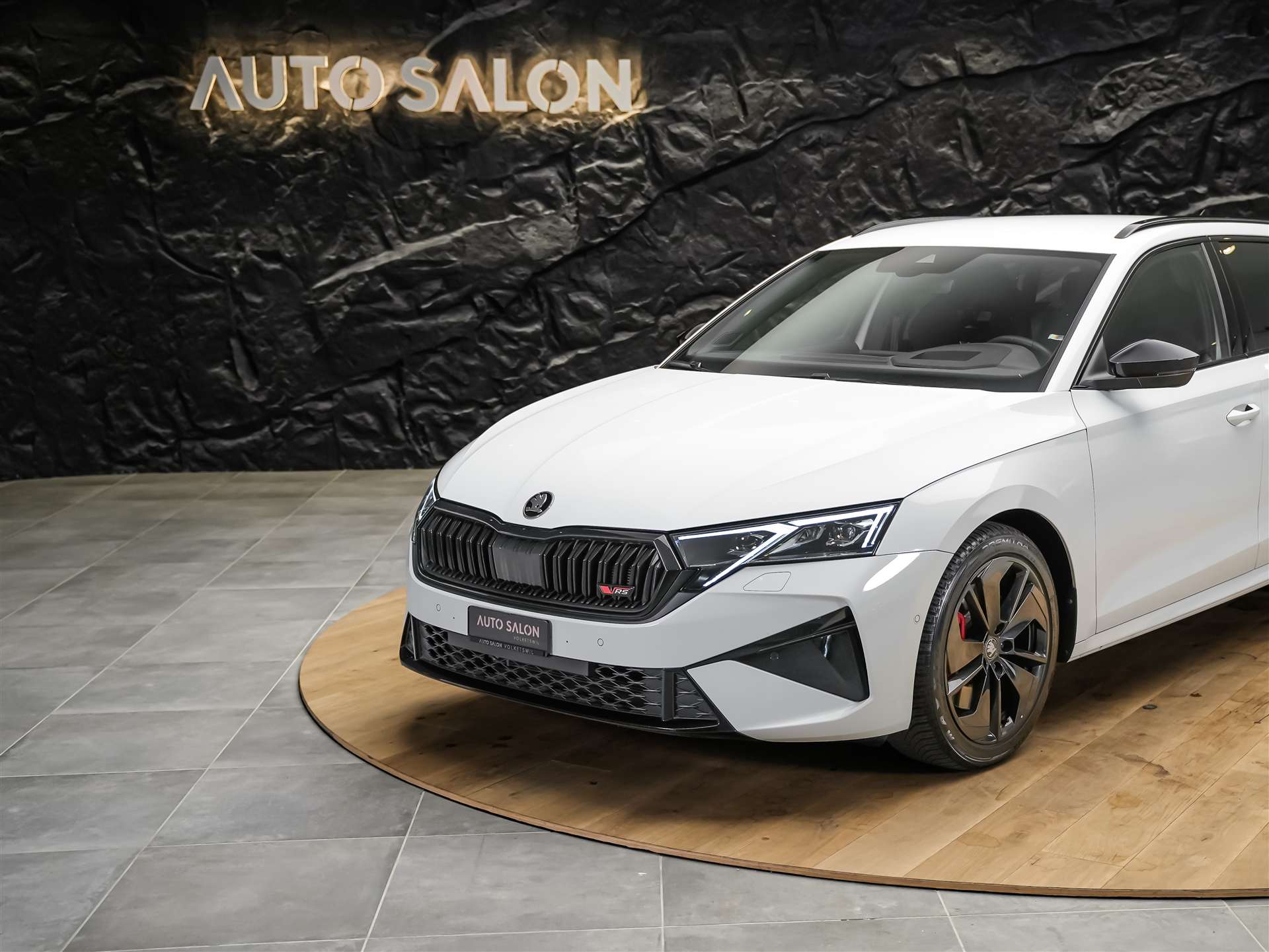 SKODA Octavia Combi 2.0 TSI DSG RS *Werksgarantie*Head Up Display*Abstandsregler*-image-14