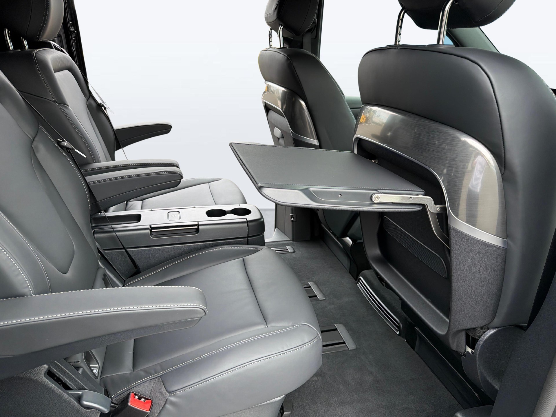 MERCEDES-BENZ V 300 d Exclusive extra lang Van-image-12