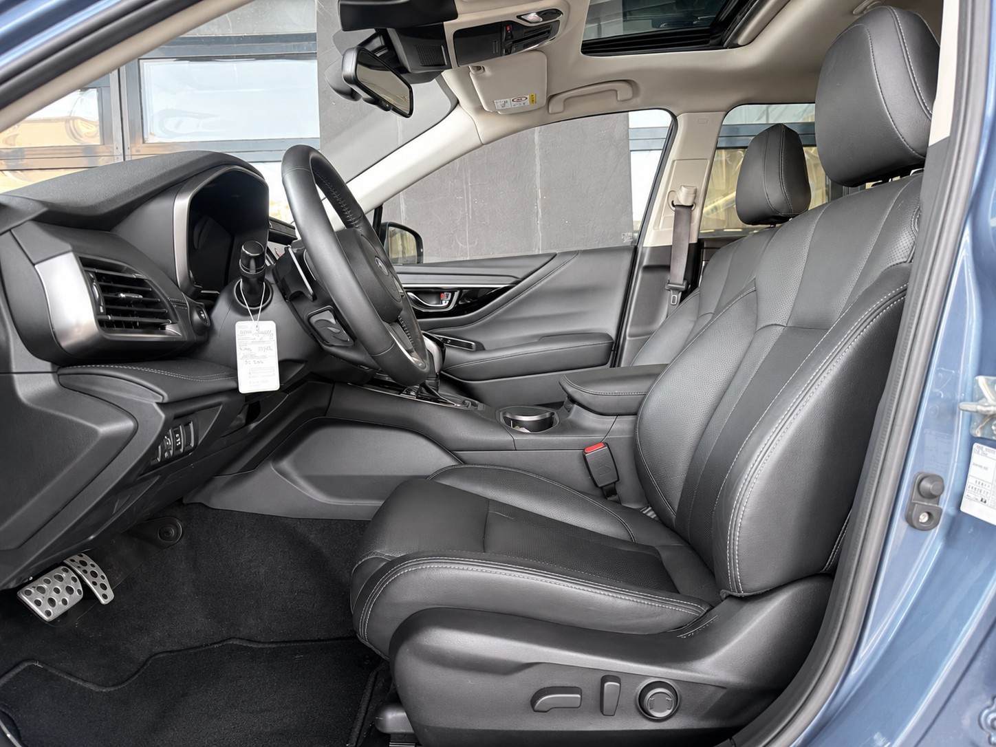 SUBARU Outback 2.5i Luxury AWD Lineartronic-image-6