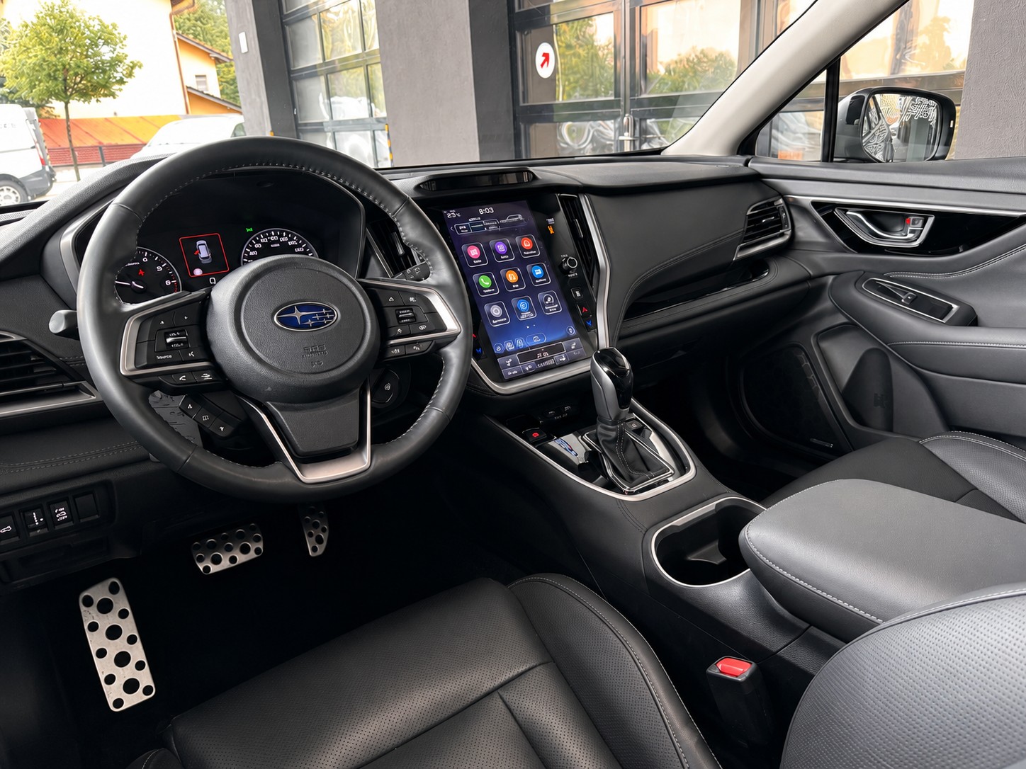 SUBARU Outback 2.5i Luxury AWD Lineartronic-image-9