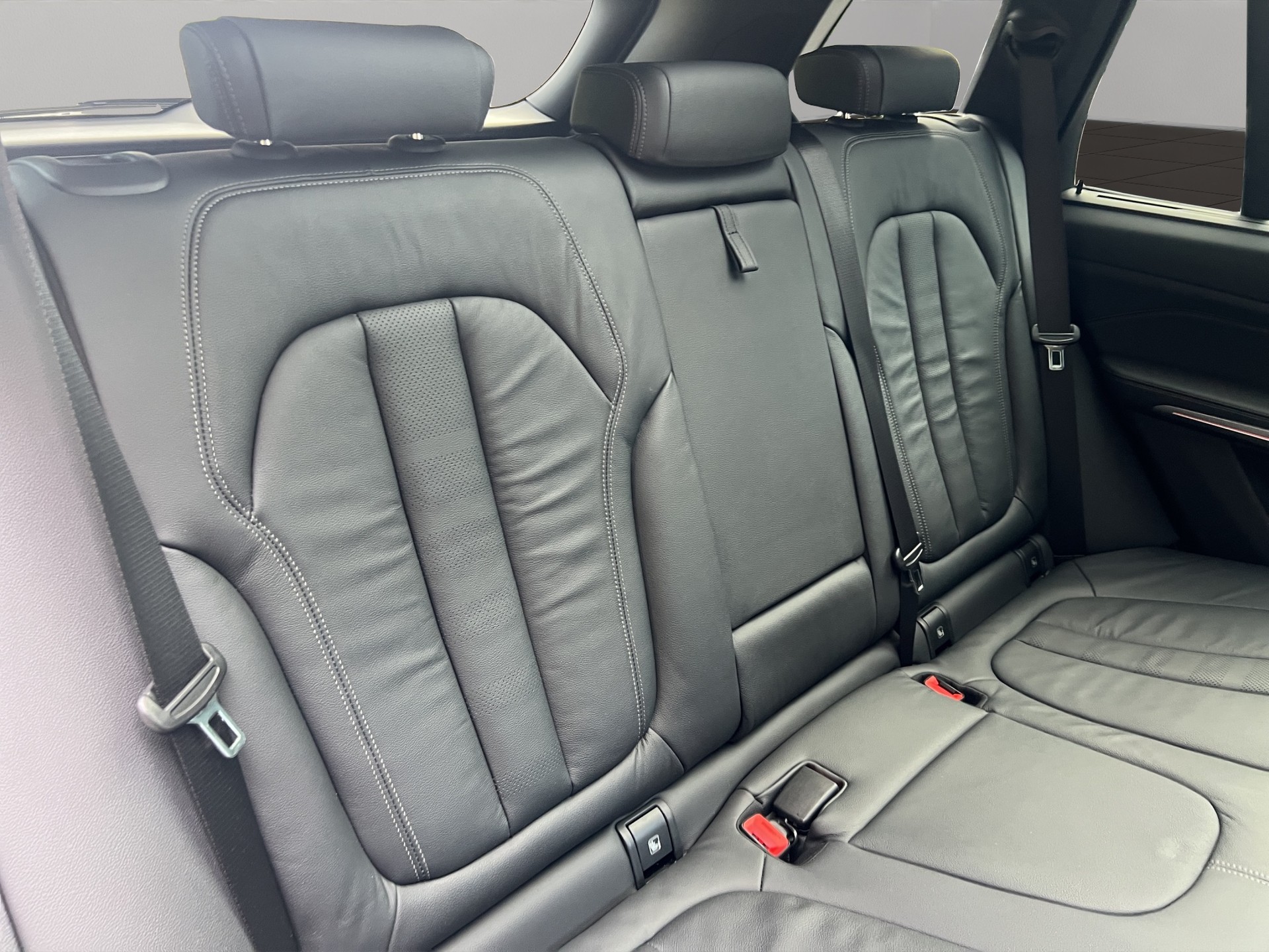 BMW X5 xDrive 30d Steptronic-image-21