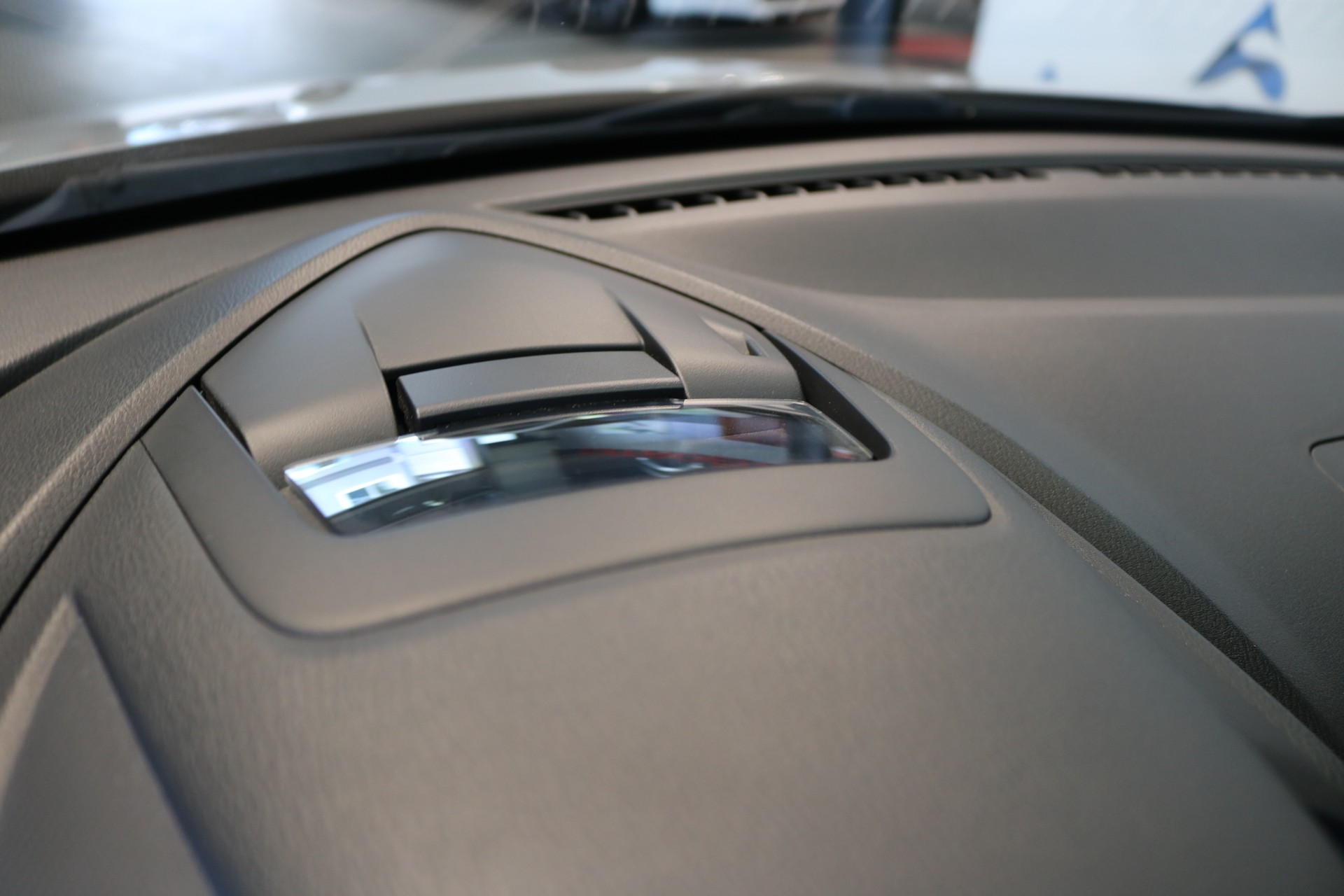 MAZDA 2 SKYACTIV-G 115 Revolution-image-41
