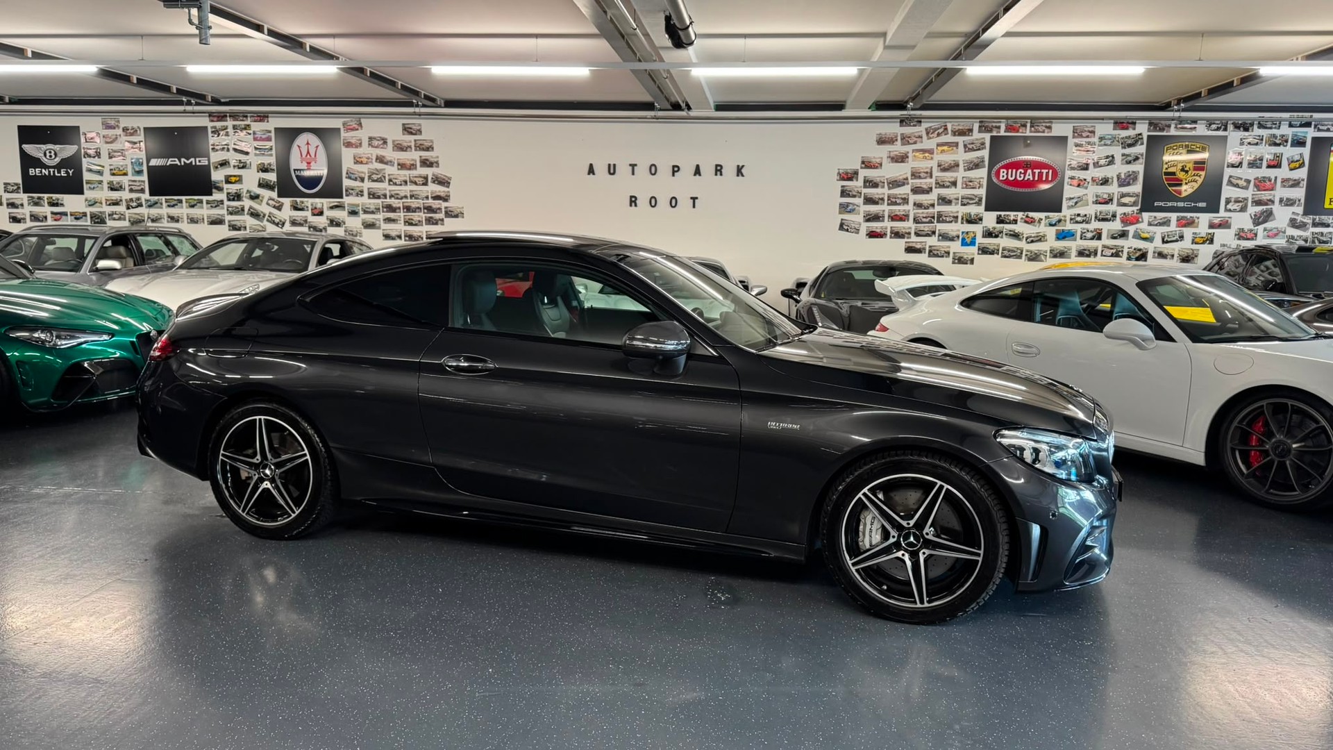MERCEDES-BENZ C 43 AMG 4Matic 9G-tronic-image-2