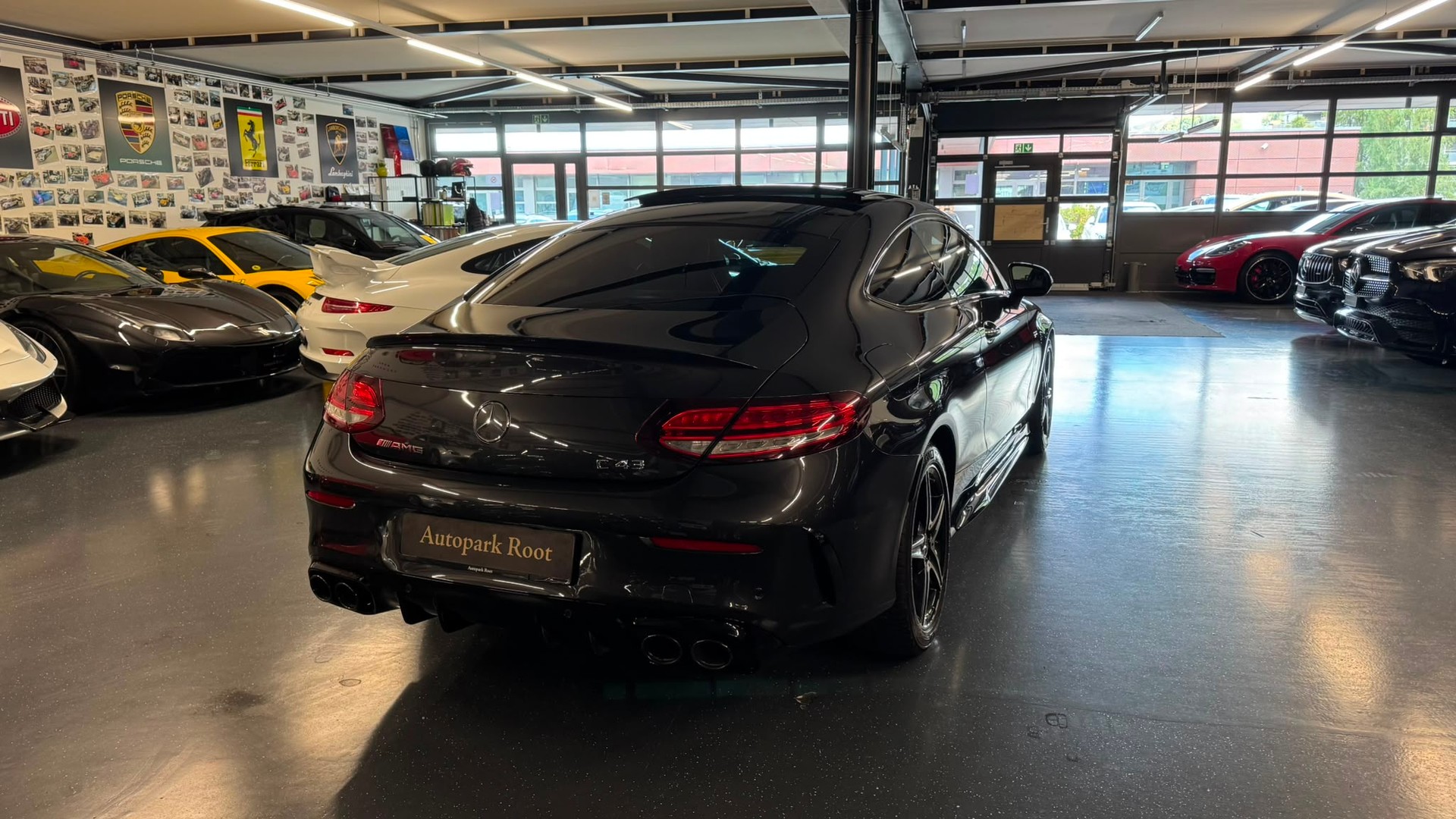 MERCEDES-BENZ C 43 AMG 4Matic 9G-tronic-image-4