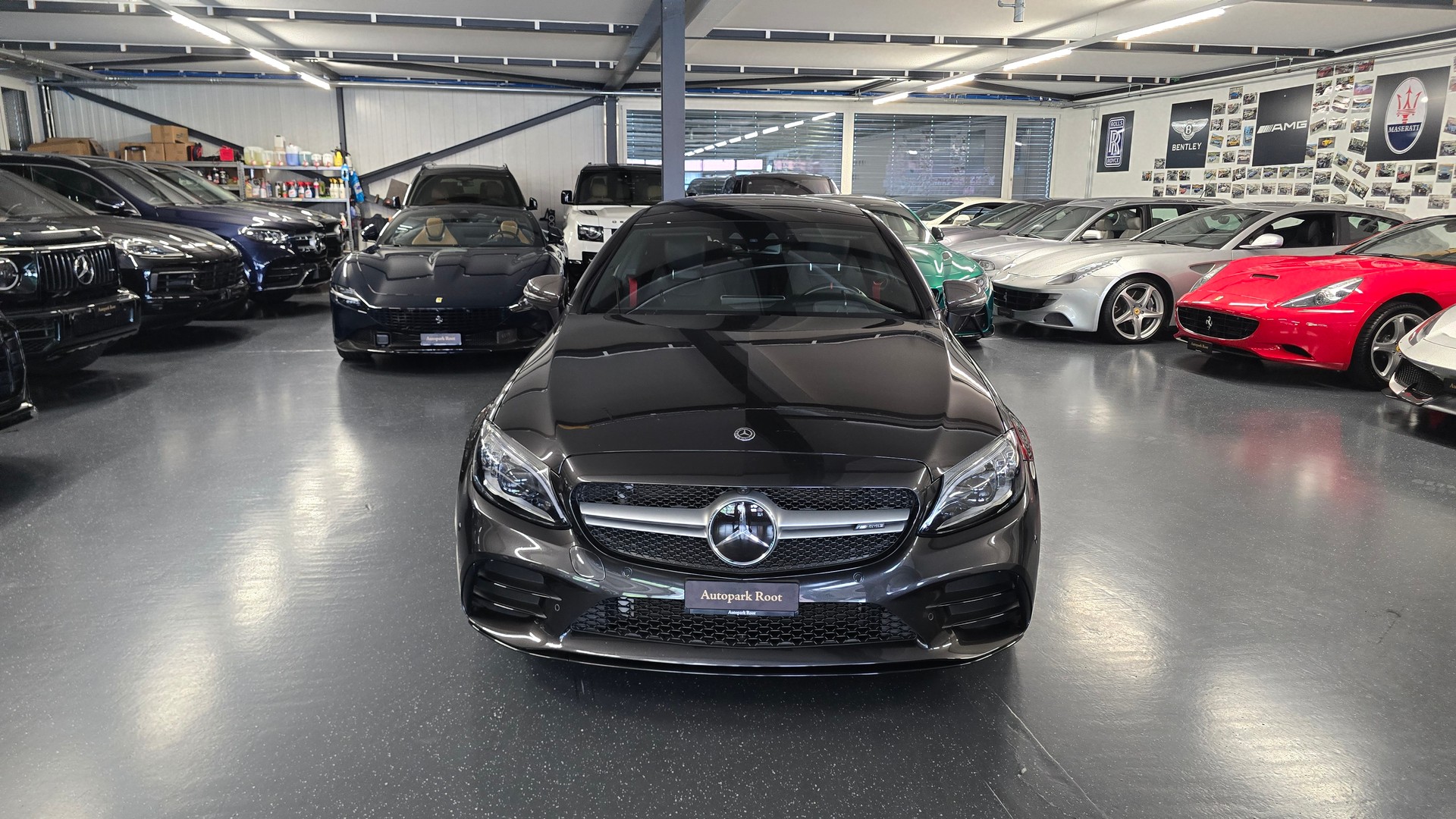 MERCEDES-BENZ C 43 AMG 4Matic 9G-tronic-image-2