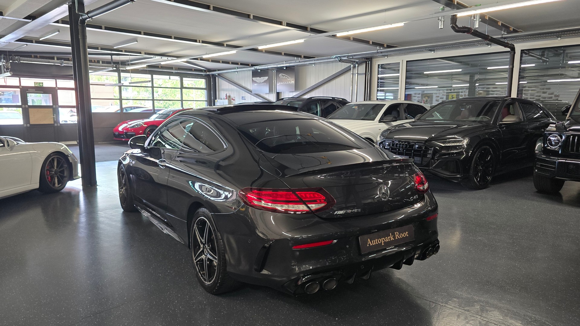 MERCEDES-BENZ C 43 AMG 4Matic 9G-tronic-image-10