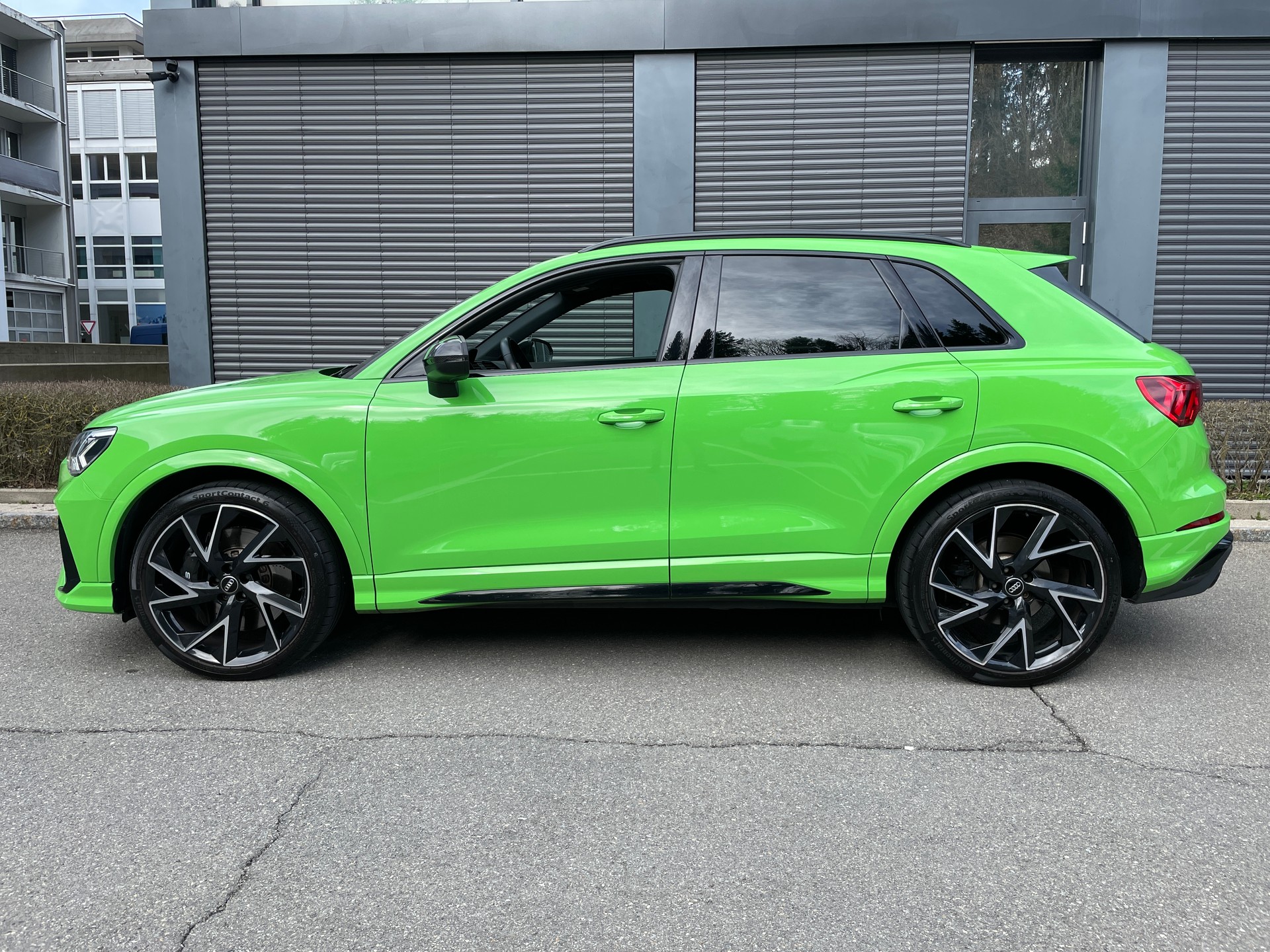 AUDI RS Q3 2.5 TFSI quattro S tronic-image-1