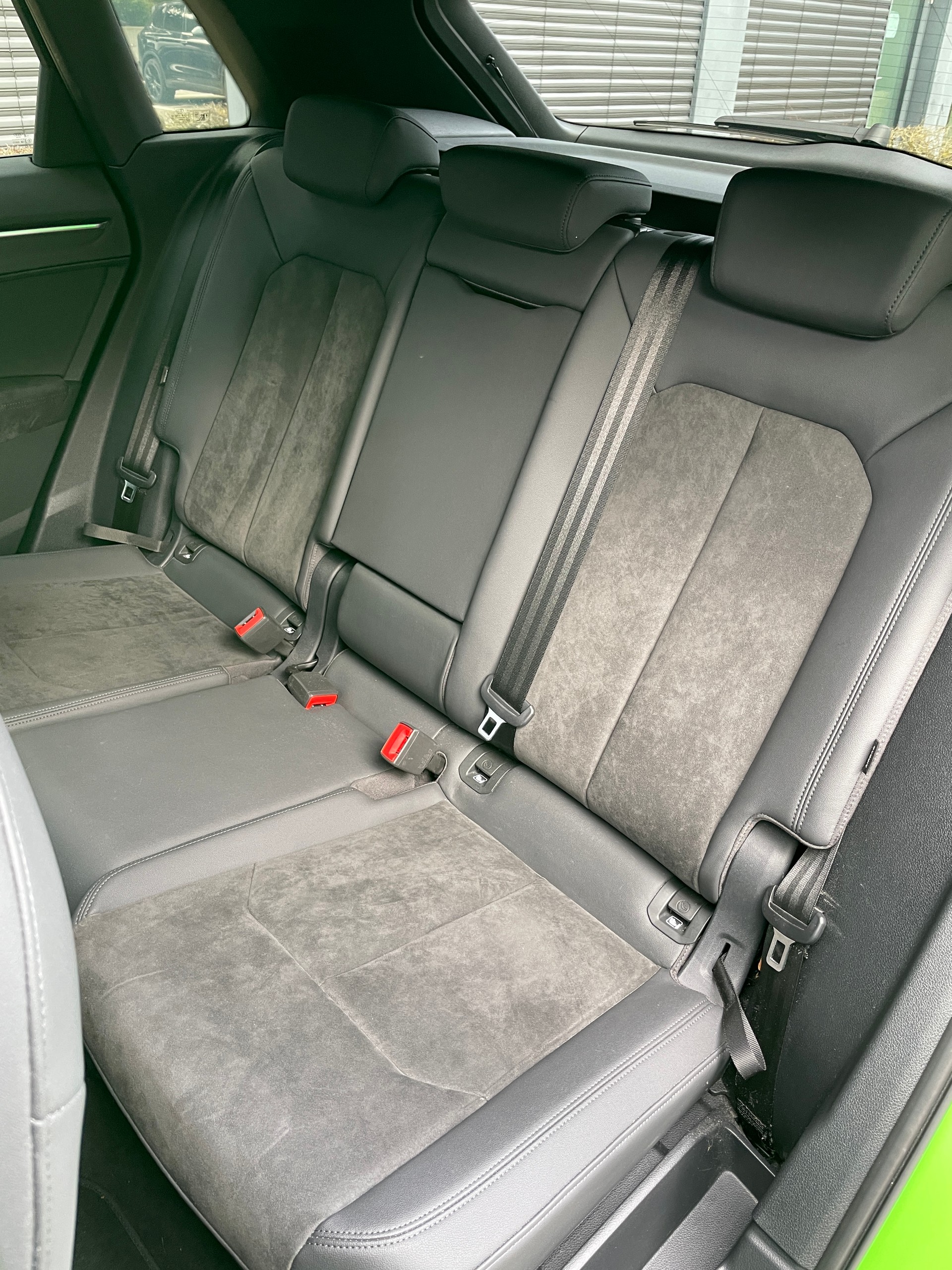 AUDI RS Q3 2.5 TFSI quattro S tronic-image-12