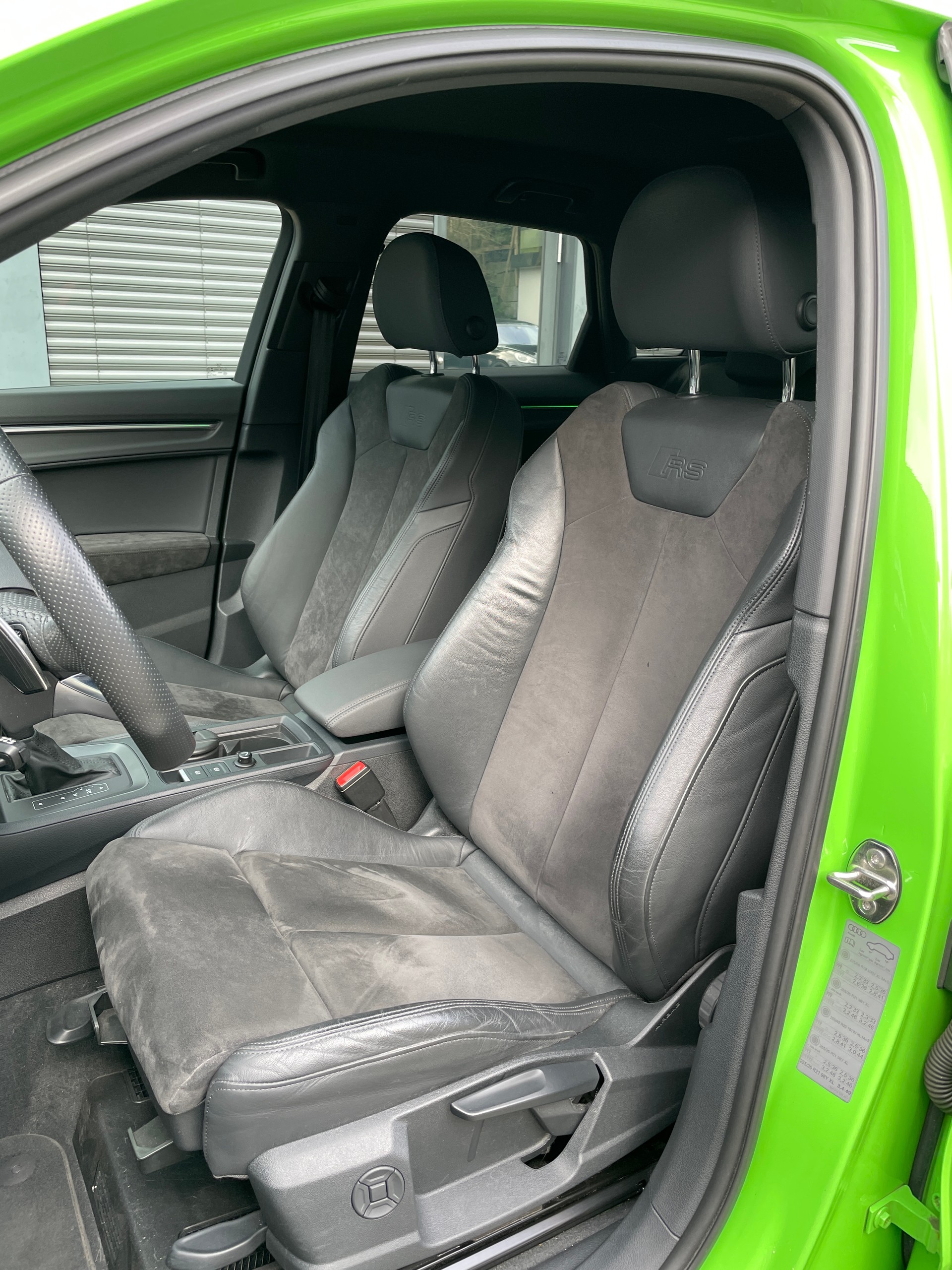 AUDI RS Q3 2.5 TFSI quattro S tronic-image-11